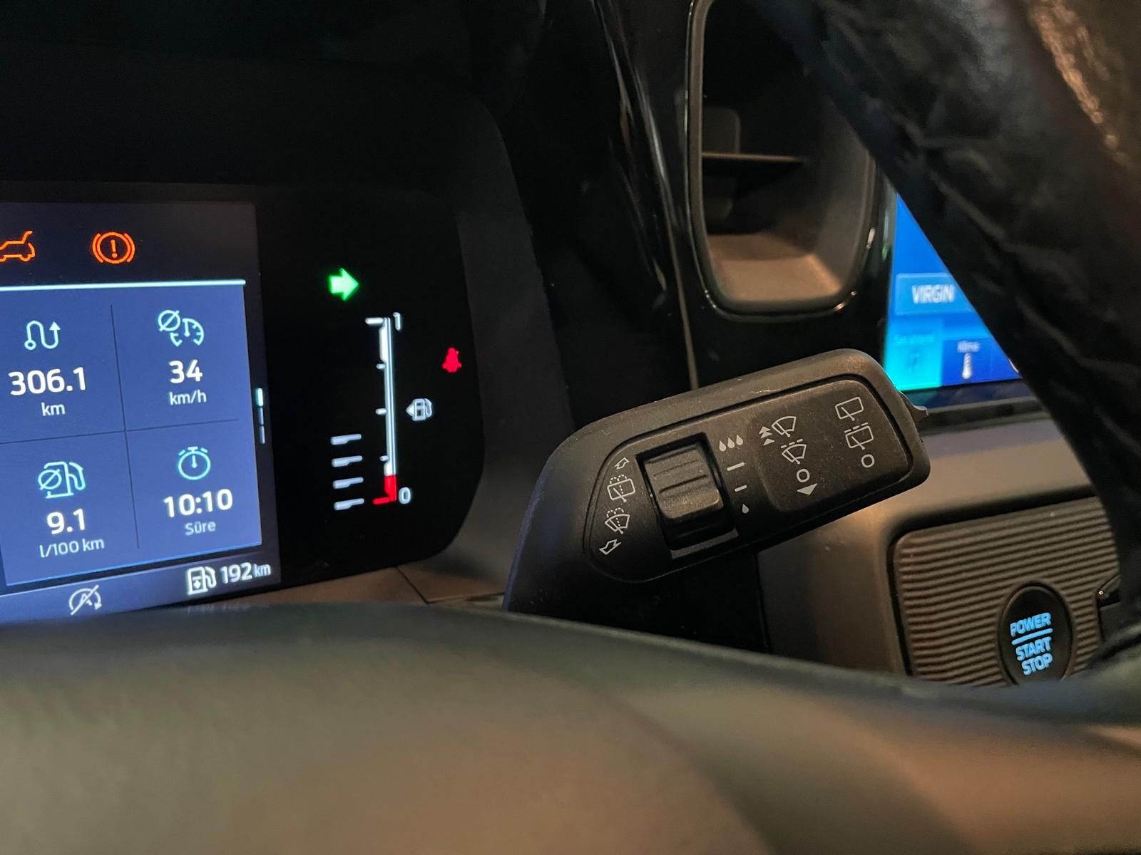 2024 Benzin Otomatik Ford Tourneo Courier Beyaz Ermat Motorlu Araçlar ve Tarım Ürünleri Sanayi Ticaret A.Ş.