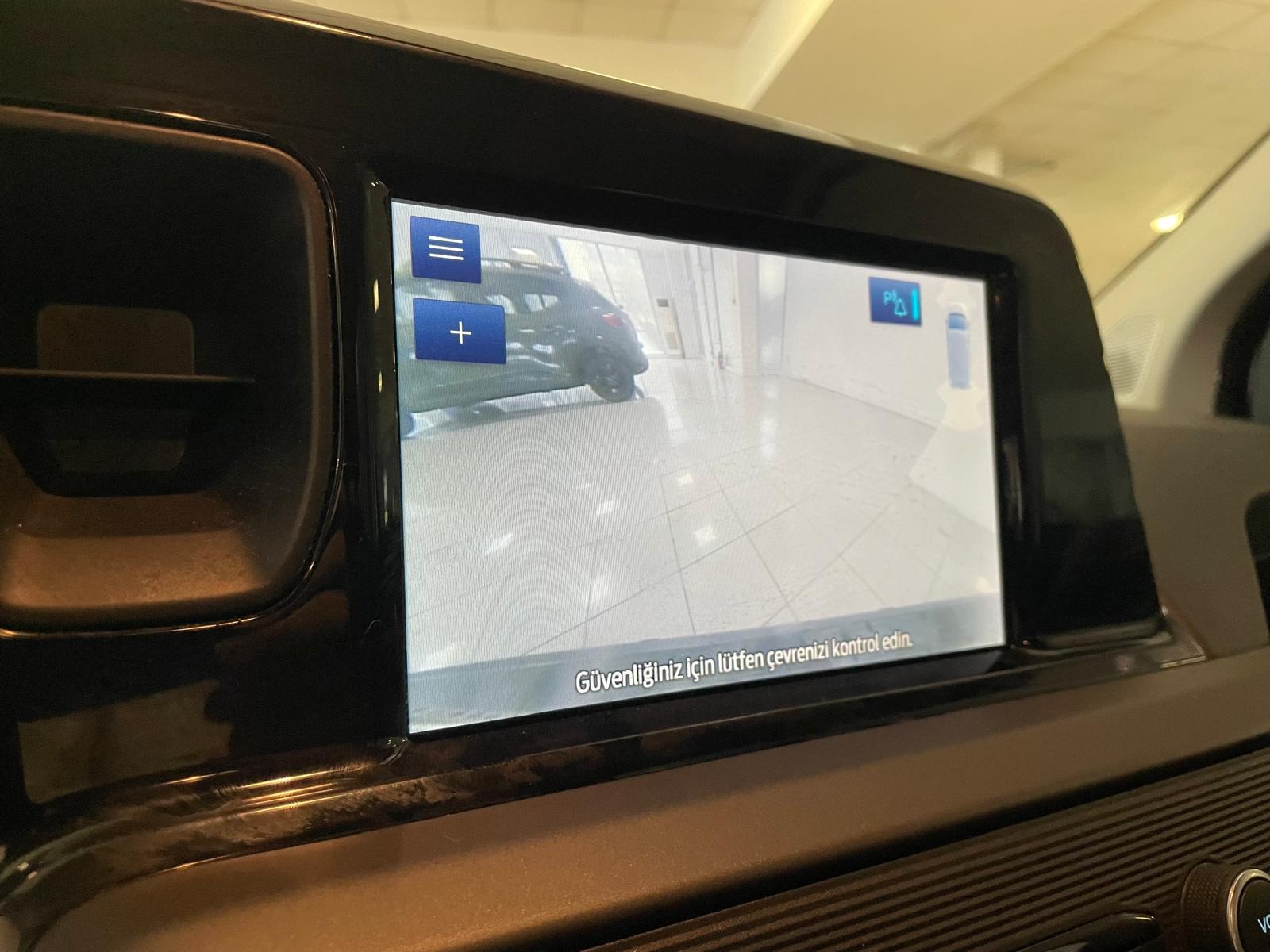 2024 Benzin Otomatik Ford Tourneo Courier Beyaz Ermat Motorlu Araçlar ve Tarım Ürünleri Sanayi Ticaret A.Ş.