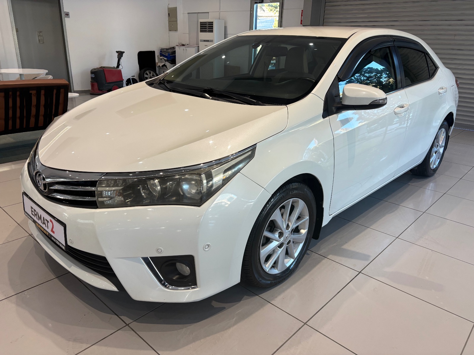 2015 Dizel Otomatik Toyota Corolla Beyaz Ermat Motorlu Araçlar ve Tarım Ürünleri Sanayi Ticaret A.Ş.