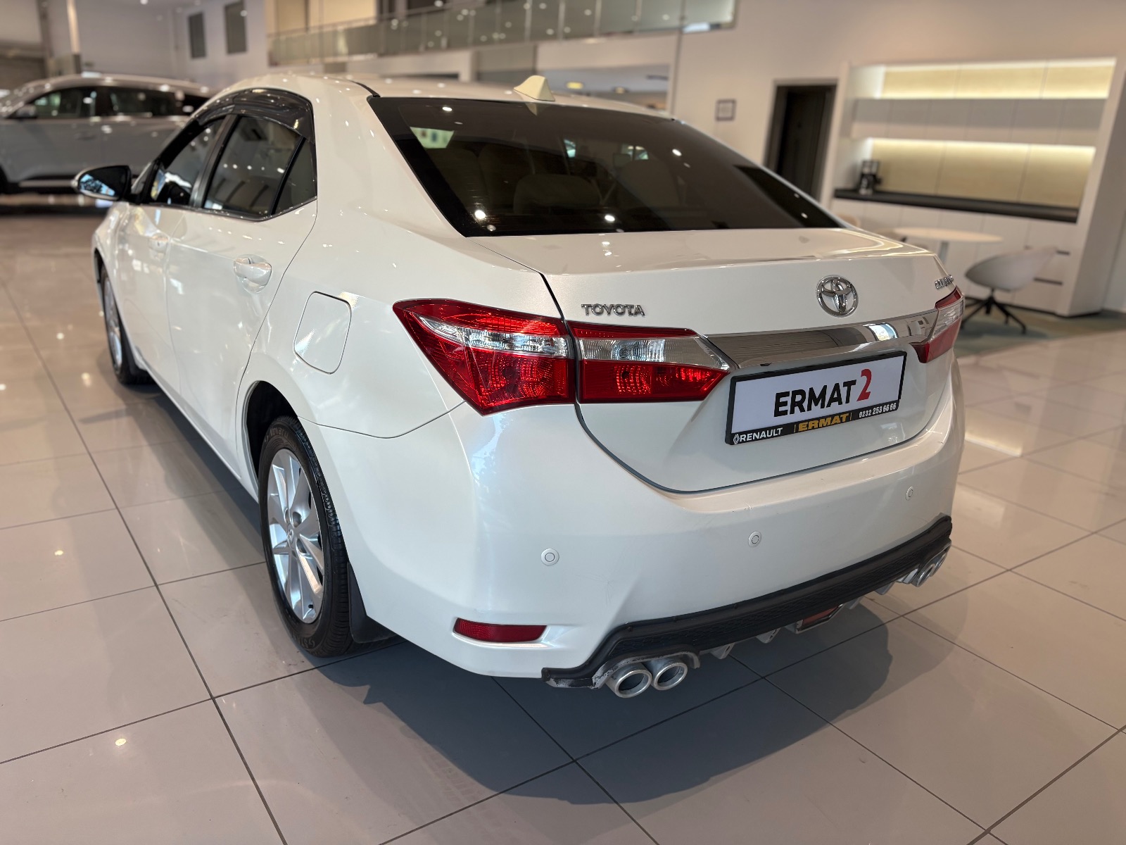 2015 Dizel Otomatik Toyota Corolla Beyaz Ermat Motorlu Araçlar ve Tarım Ürünleri Sanayi Ticaret A.Ş.