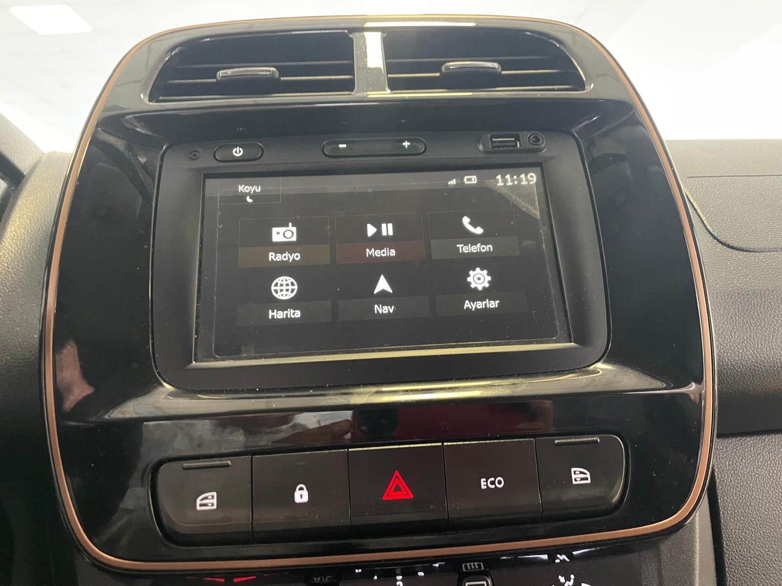 2023 Elektrik Otomatik Dacia Spring Kırmızı Ermat Motorlu Araçlar ve Tarım Ürünleri Sanayi Ticaret A.Ş.