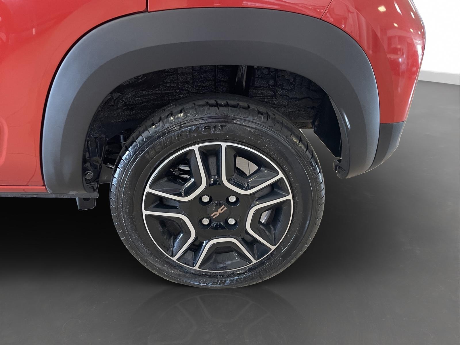 2023 Elektrik Otomatik Dacia Spring Kırmızı Ermat Motorlu Araçlar ve Tarım Ürünleri Sanayi Ticaret A.Ş.