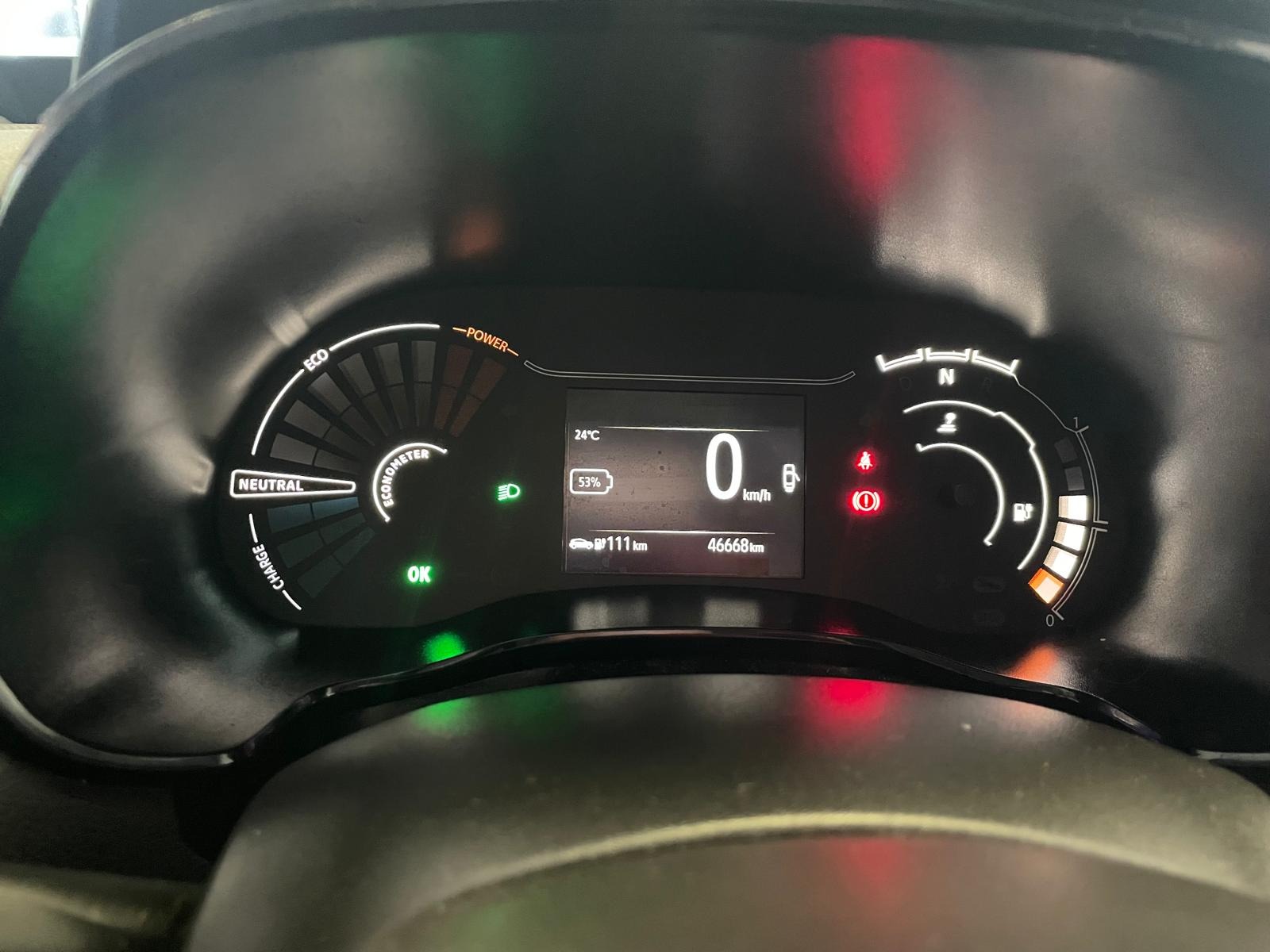 2023 Elektrik Otomatik Dacia Spring Kırmızı Ermat Motorlu Araçlar ve Tarım Ürünleri Sanayi Ticaret A.Ş.