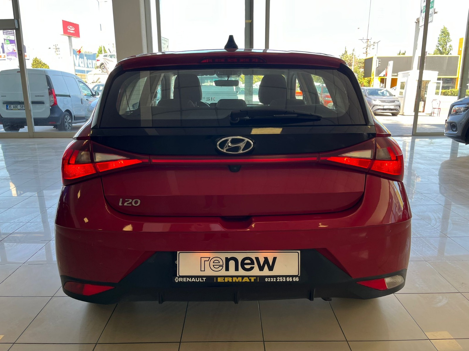 2023 Benzin Otomatik Hyundai i20 Kırmızı Ermat Motorlu Araçlar ve Tarım Ürünleri Sanayi Ticaret A.Ş.