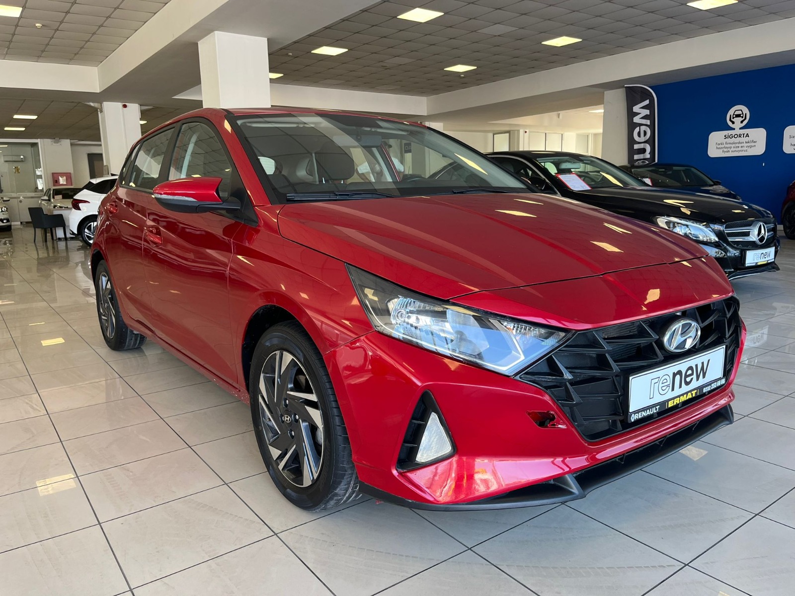 2023 Benzin Otomatik Hyundai i20 Kırmızı Ermat Motorlu Araçlar ve Tarım Ürünleri Sanayi Ticaret A.Ş.