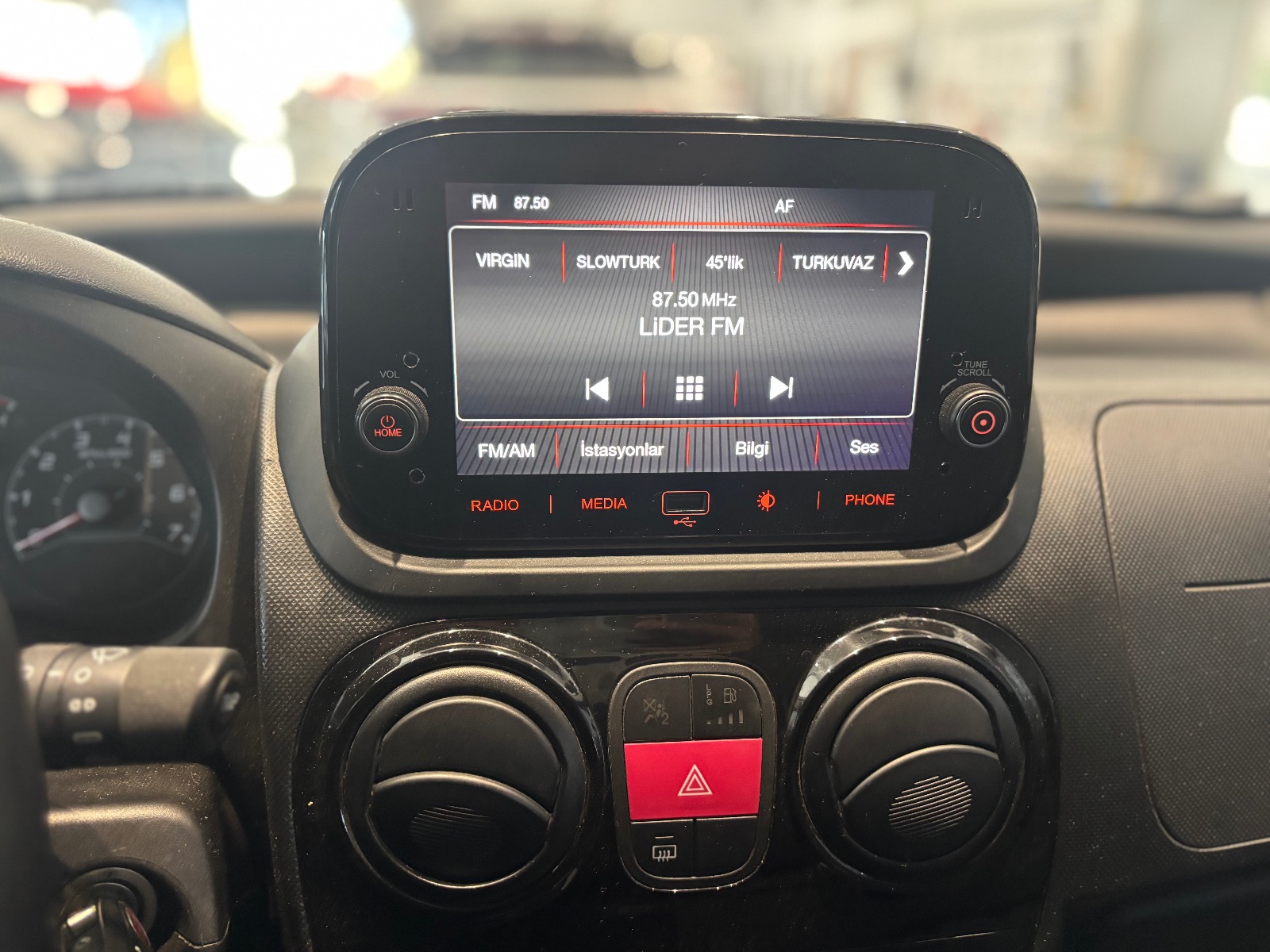 2019 Benzin + LPG Manuel Fiat Fiorino Gri Ermat Motorlu Araçlar ve Tarım Ürünleri Sanayi Ticaret A.Ş.