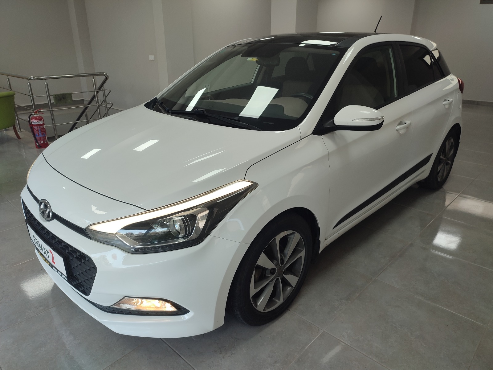 2017 Benzin Otomatik Hyundai i20 Beyaz Ermat Motorlu Araçlar ve Tarım Ürünleri Sanayi Ticaret A.Ş.