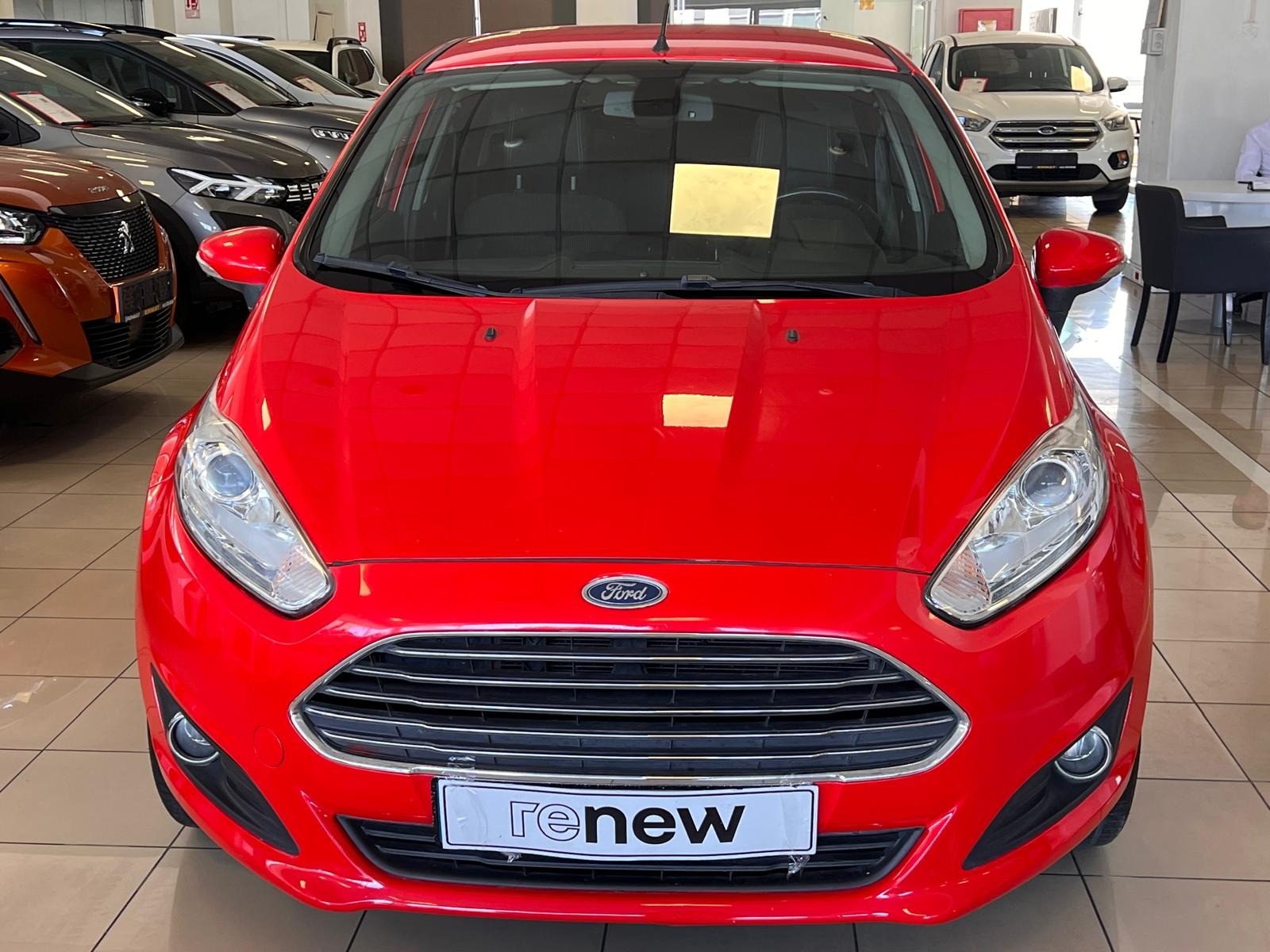 2016 Dizel Manuel Ford Fiesta Kırmızı Ermat Motorlu Araçlar ve Tarım Ürünleri Sanayi Ticaret A.Ş.