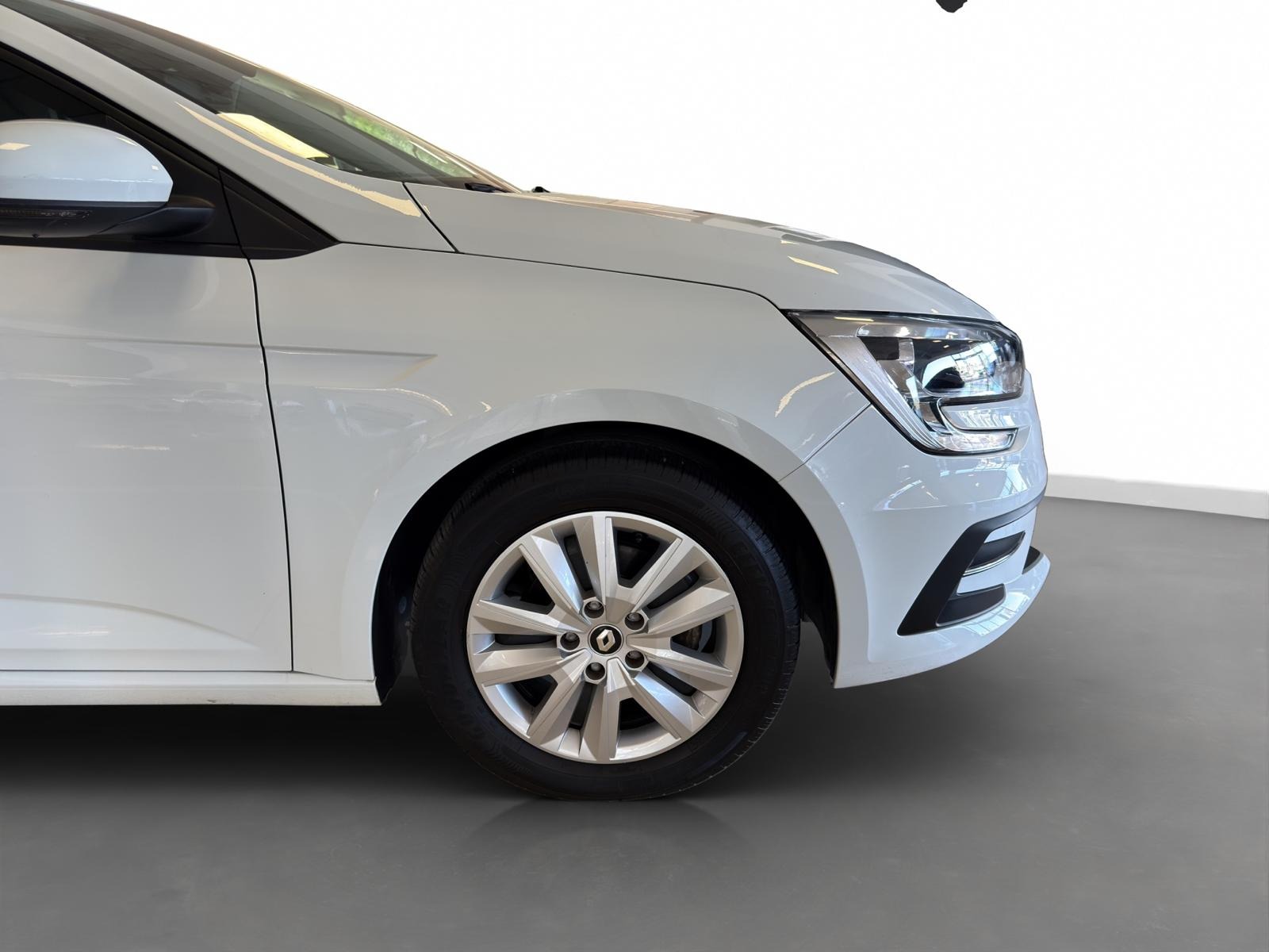 2025 Benzin Manuel Renault Megane Beyaz Ermat Motorlu Araçlar ve Tarım Ürünleri Sanayi Ticaret A.Ş.