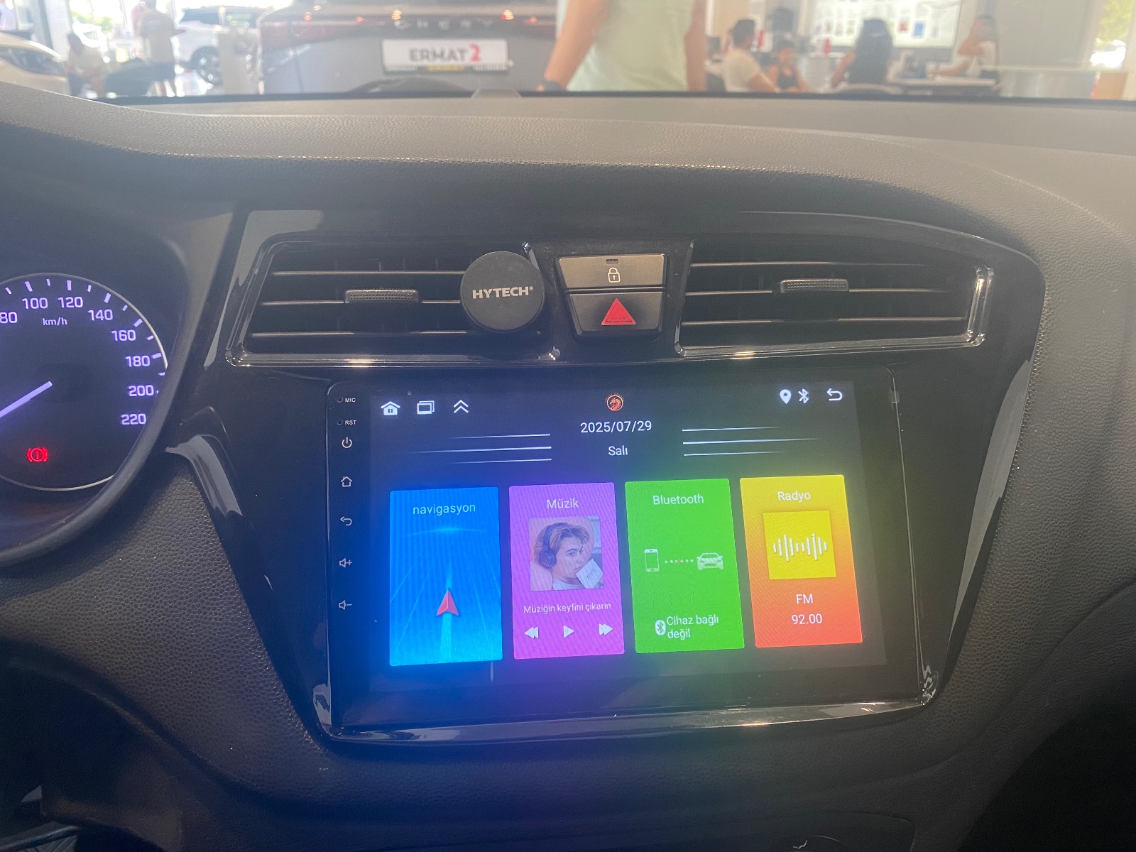 2015 Benzin + LPG Manuel Hyundai i20 Beyaz Ermat Motorlu Araçlar ve Tarım Ürünleri Sanayi Ticaret A.Ş.