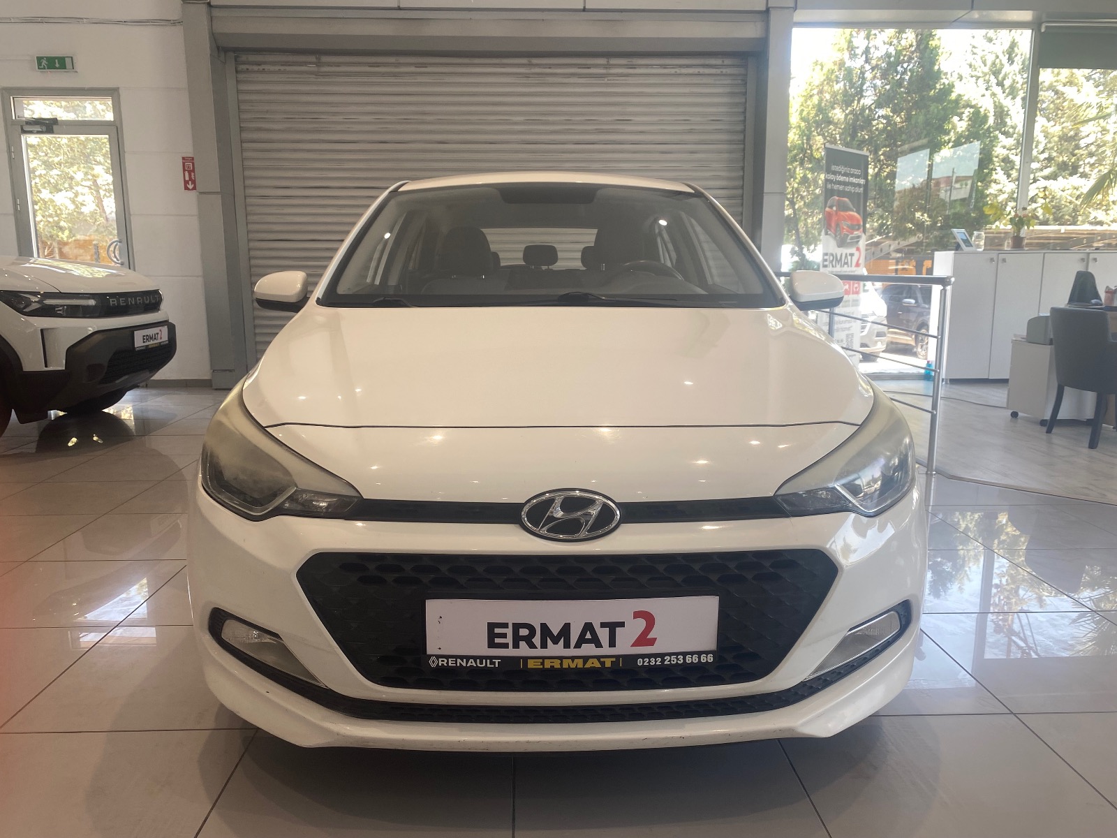 2015 Benzin + LPG Manuel Hyundai i20 Beyaz Ermat Motorlu Araçlar ve Tarım Ürünleri Sanayi Ticaret A.Ş.