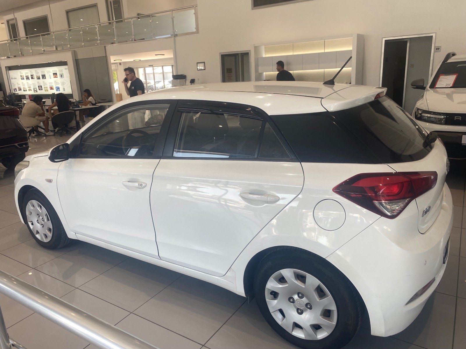 2015 Benzin + LPG Manuel Hyundai i20 Beyaz Ermat Motorlu Araçlar ve Tarım Ürünleri Sanayi Ticaret A.Ş.