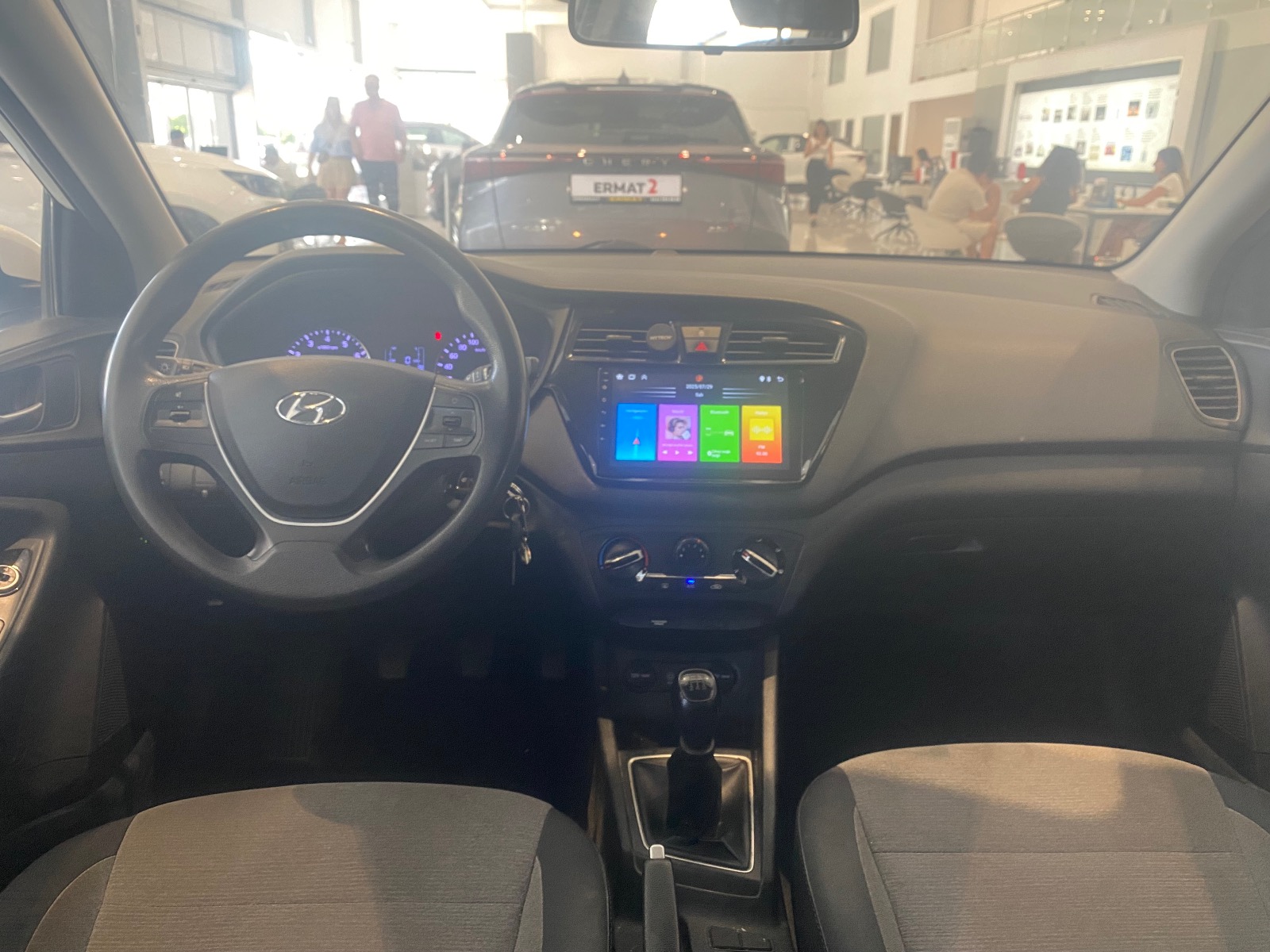 2015 Benzin + LPG Manuel Hyundai i20 Beyaz Ermat Motorlu Araçlar ve Tarım Ürünleri Sanayi Ticaret A.Ş.