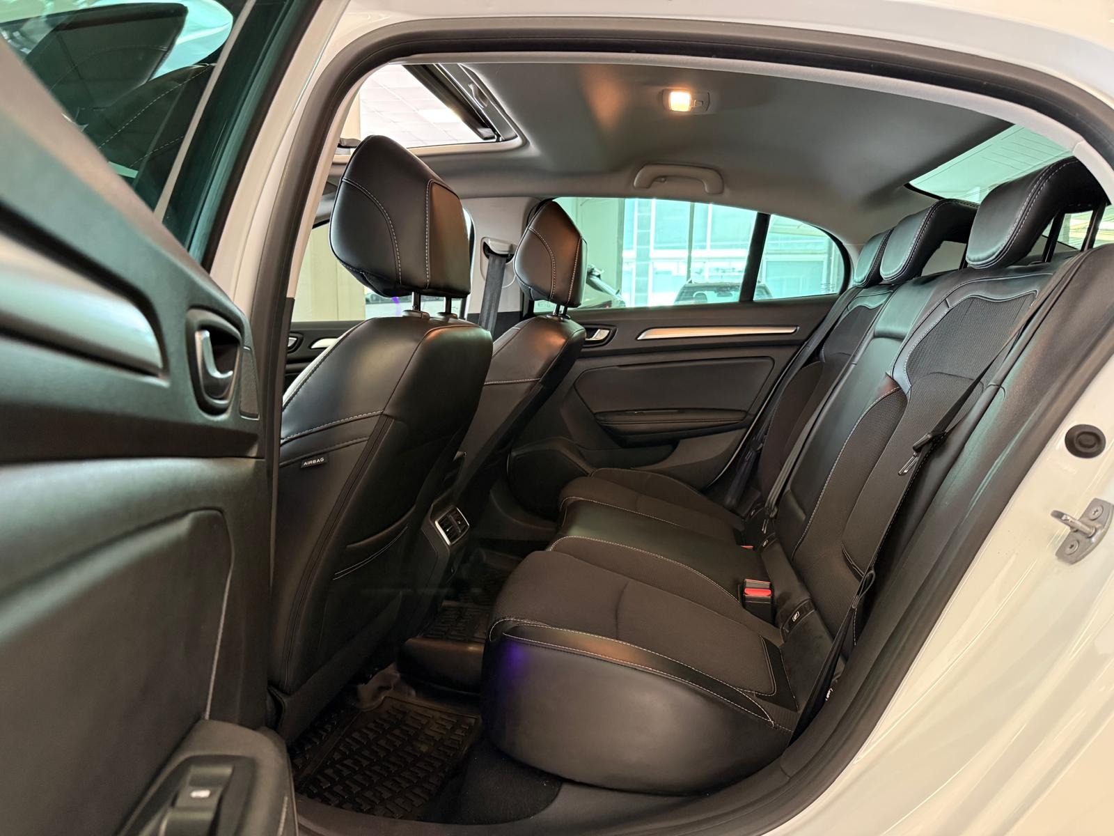 2023 Benzin Otomatik Renault Megane Beyaz Ermat Motorlu Araçlar ve Tarım Ürünleri Sanayi Ticaret A.Ş.