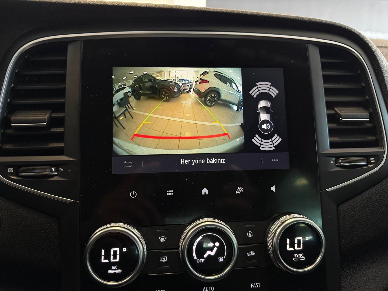 2023 Benzin Otomatik Renault Megane Beyaz Ermat Motorlu Araçlar ve Tarım Ürünleri Sanayi Ticaret A.Ş.