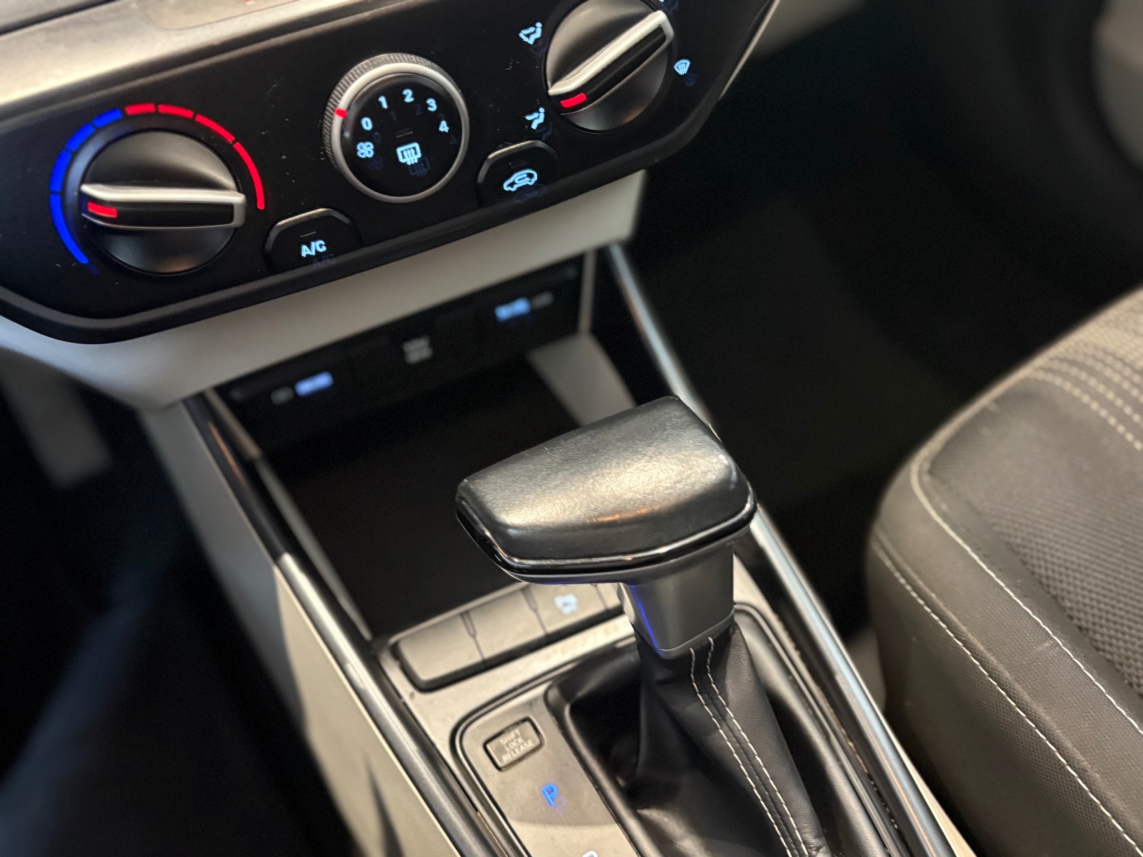 2021 Benzin Otomatik Hyundai i20 Gri Ermat Motorlu Araçlar ve Tarım Ürünleri Sanayi Ticaret A.Ş.