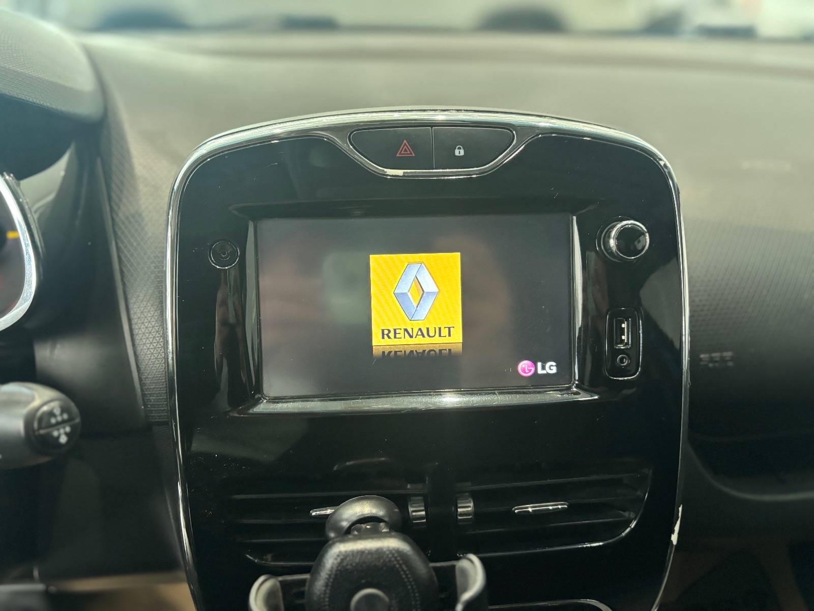2013 Dizel Manuel Renault Clio Mavi Ermat Motorlu Araçlar ve Tarım Ürünleri Sanayi Ticaret A.Ş.