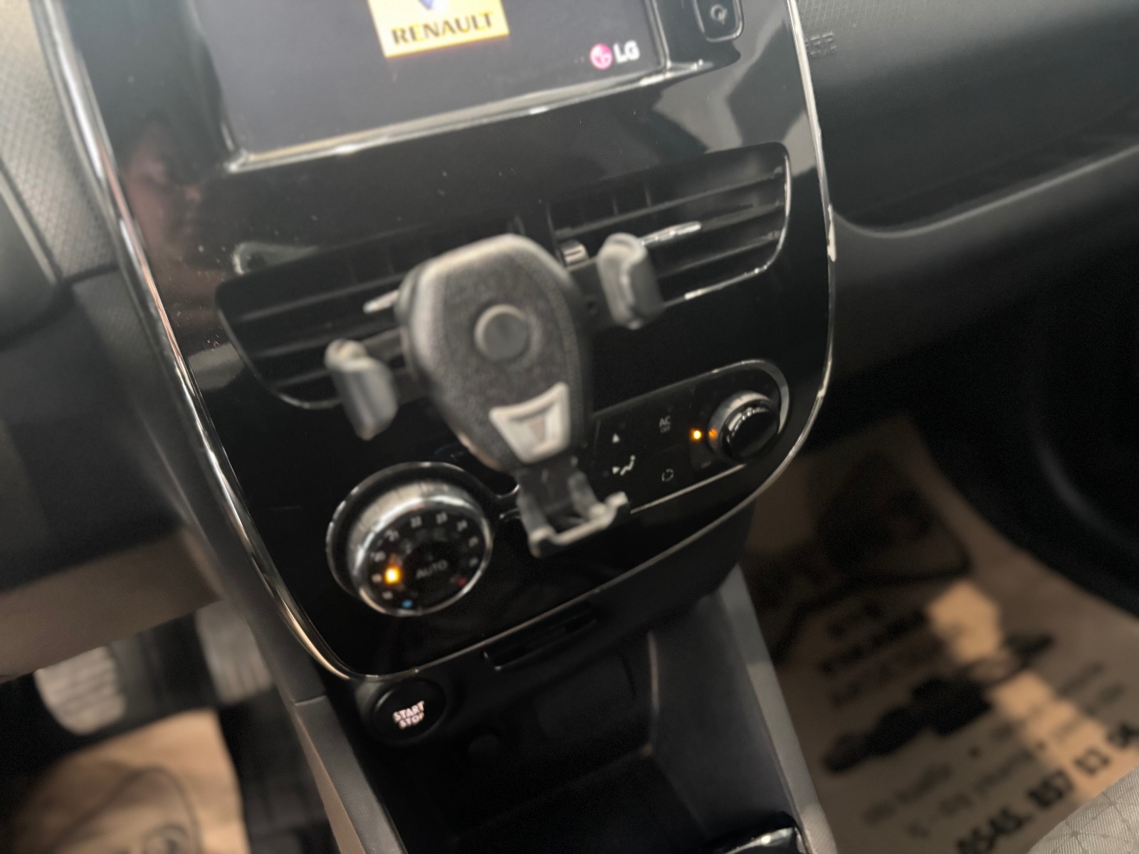 2013 Dizel Manuel Renault Clio Mavi Ermat Motorlu Araçlar ve Tarım Ürünleri Sanayi Ticaret A.Ş.