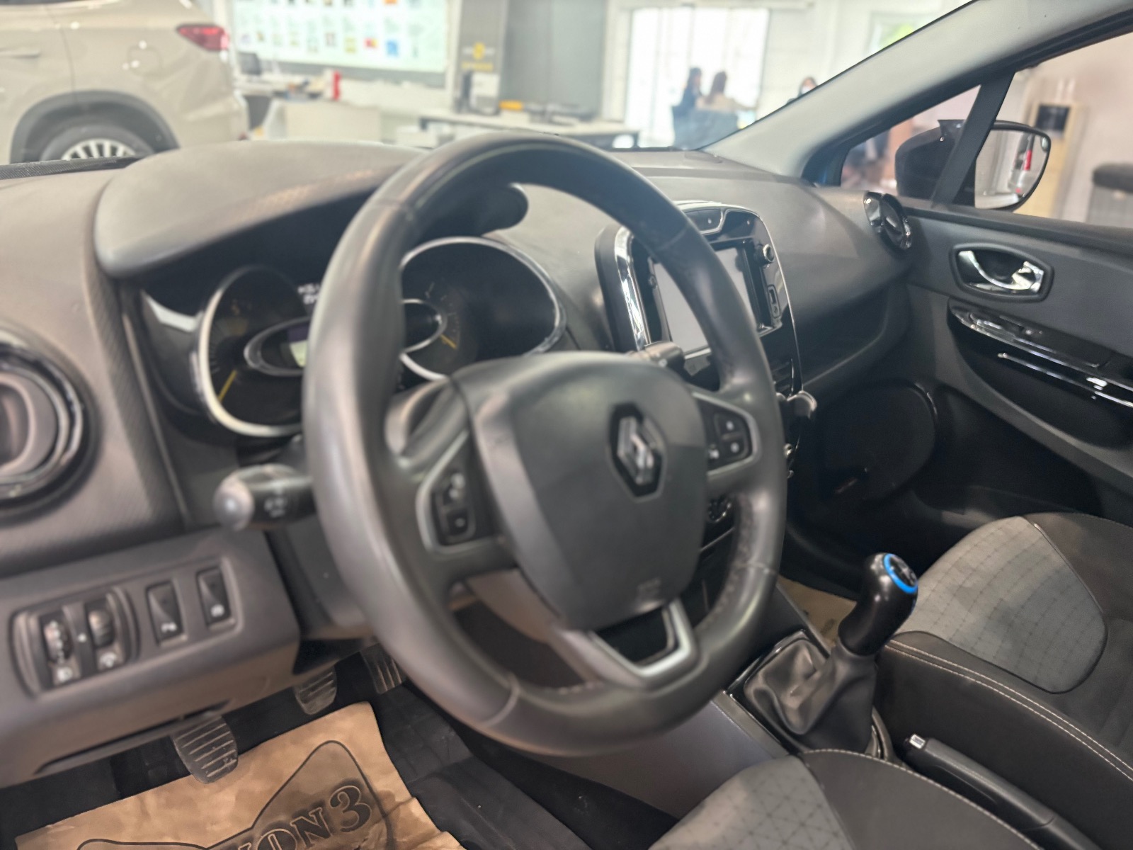 2013 Dizel Manuel Renault Clio Mavi Ermat Motorlu Araçlar ve Tarım Ürünleri Sanayi Ticaret A.Ş.