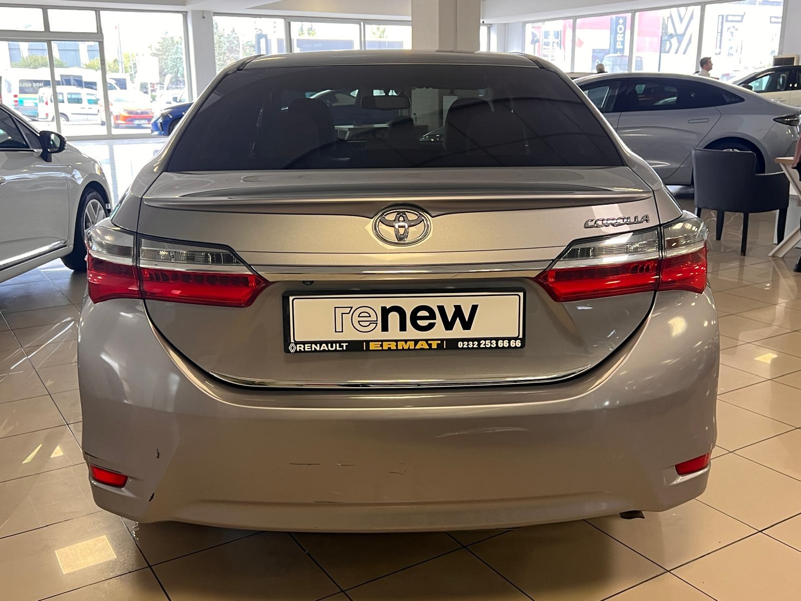 2018 Benzin Manuel Toyota Corolla Gümüş Gri Ermat Motorlu Araçlar ve Tarım Ürünleri Sanayi Ticaret A.Ş.