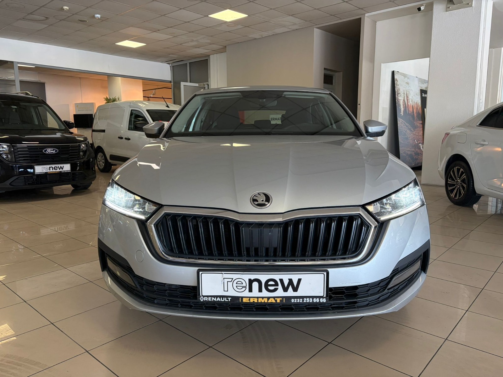 2023 Hybrid Otomatik Skoda Octavia Gri Ermat Motorlu Araçlar ve Tarım Ürünleri Sanayi Ticaret A.Ş.