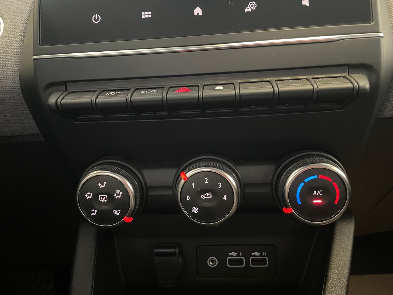 2025 Benzin Otomatik Renault Clio Beyaz Ermat Motorlu Araçlar ve Tarım Ürünleri Sanayi Ticaret A.Ş.