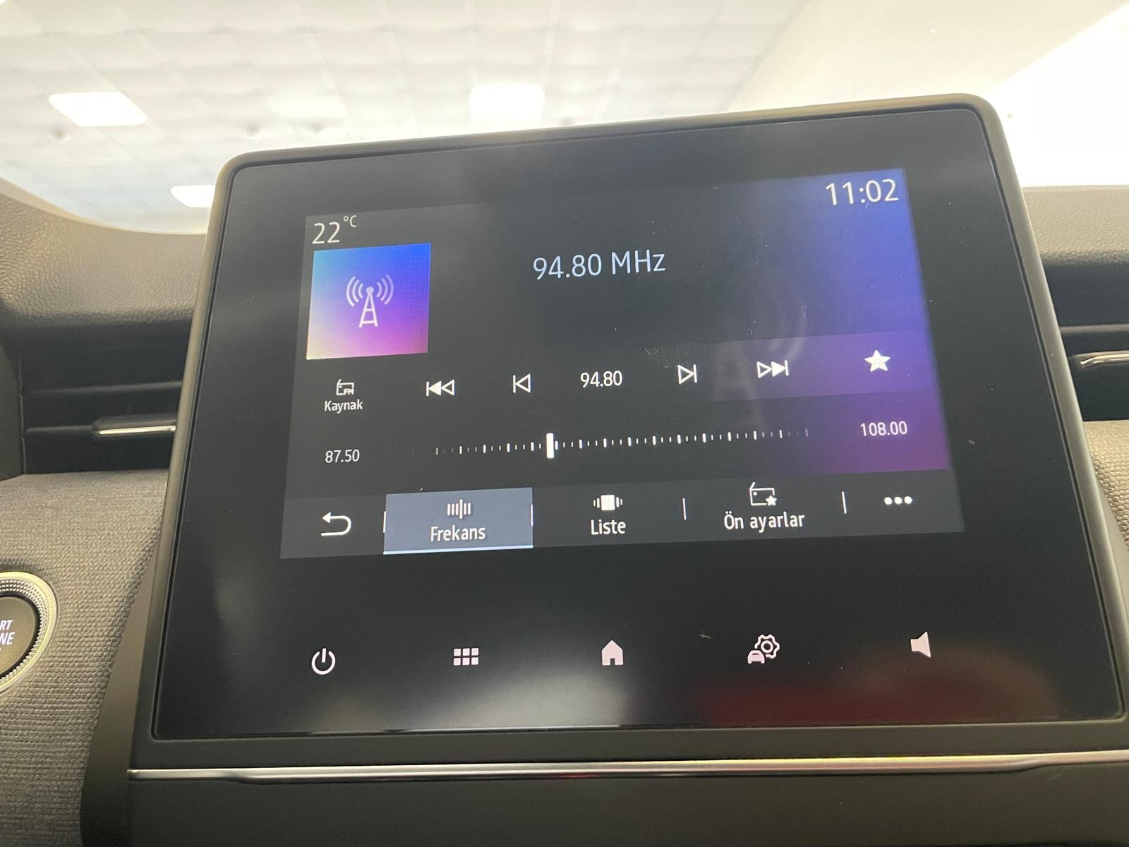 2025 Benzin Otomatik Renault Clio Beyaz Ermat Motorlu Araçlar ve Tarım Ürünleri Sanayi Ticaret A.Ş.