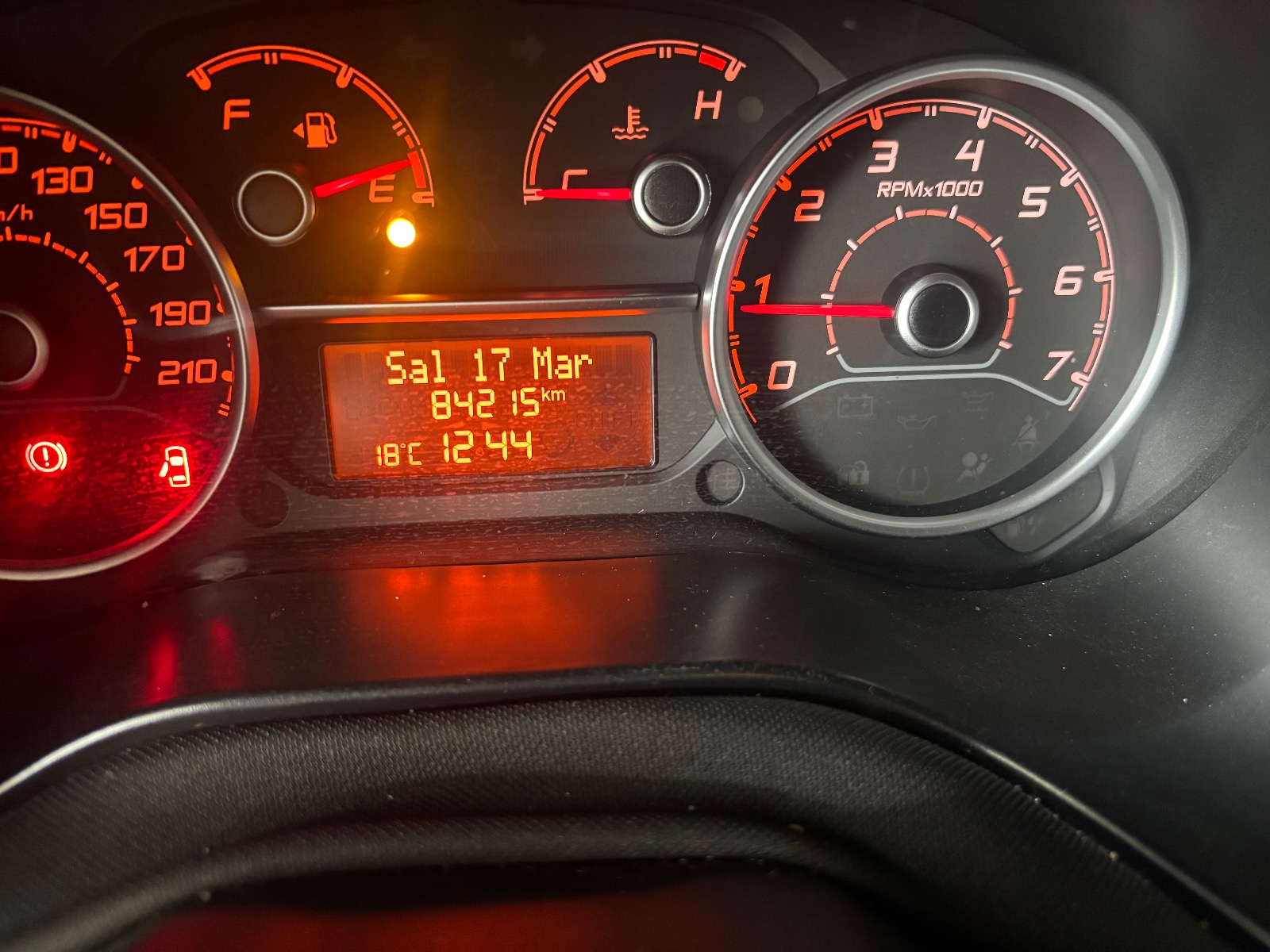 2023 Dizel Manuel Fiat Doblo Combi Gri Ermat Motorlu Araçlar ve Tarım Ürünleri Sanayi Ticaret A.Ş.