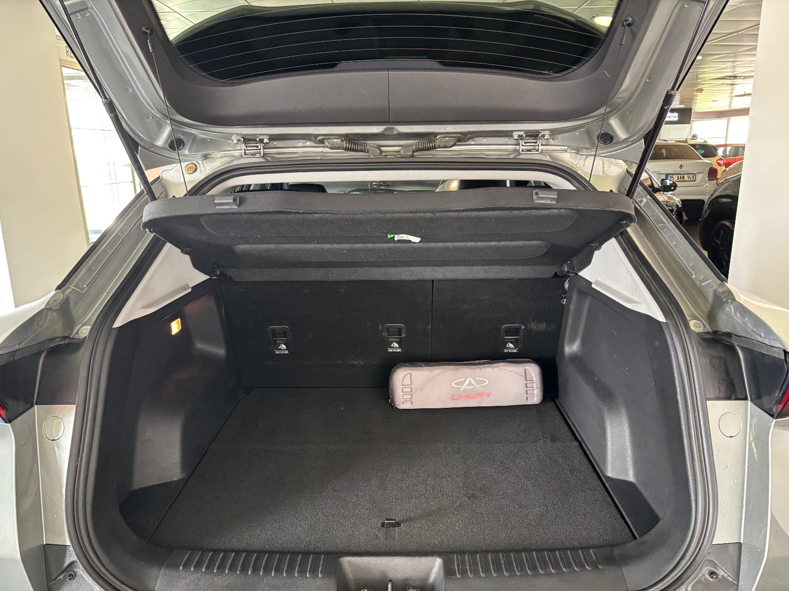 2024 Benzin Otomatik Chery Omoda 5 Gümüş Gri Ermat Motorlu Araçlar ve Tarım Ürünleri Sanayi Ticaret A.Ş.