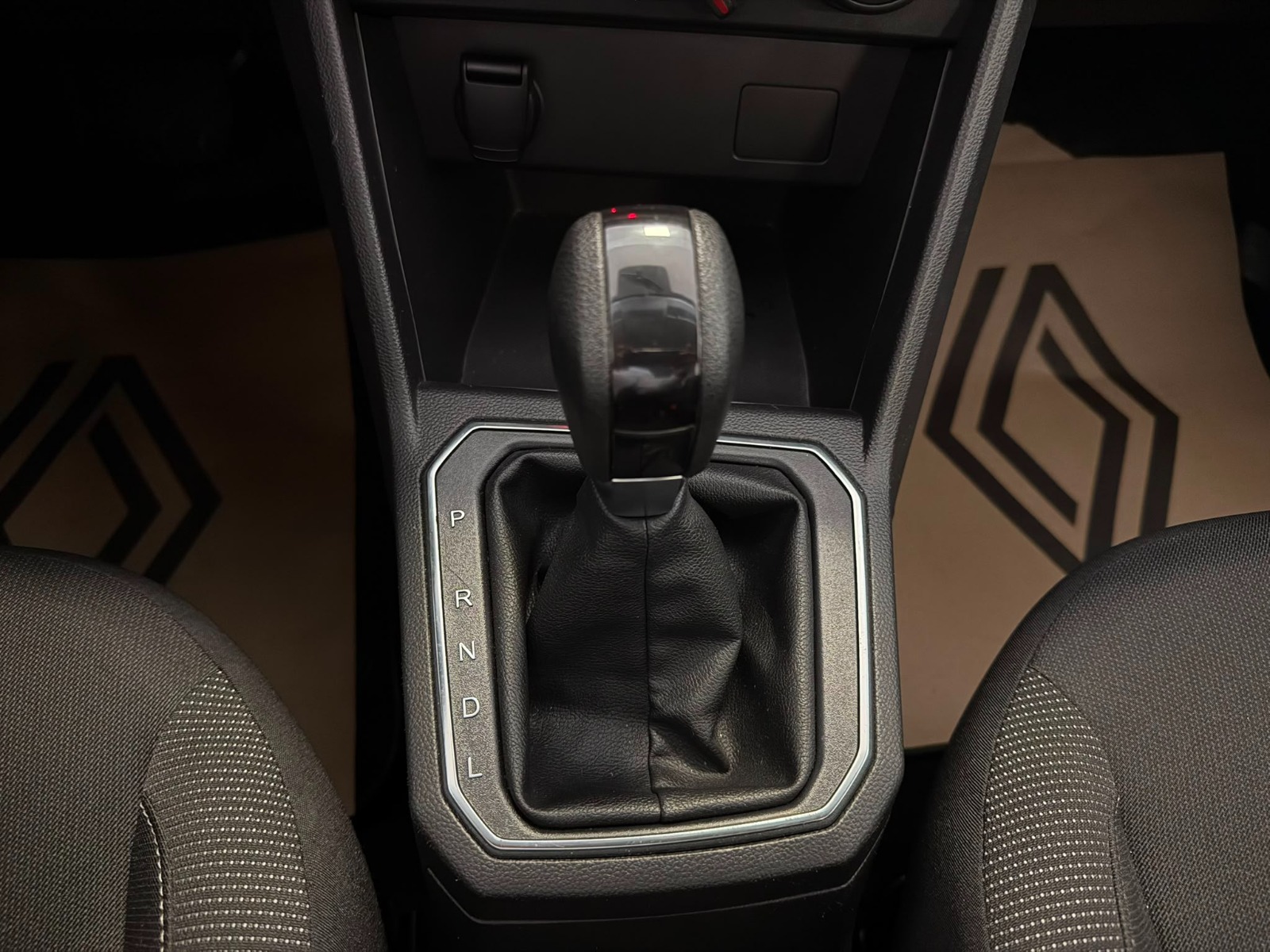 2022 Benzin Otomatik Renault Taliant Beyaz Ermat Motorlu Araçlar ve Tarım Ürünleri Sanayi Ticaret A.Ş.
