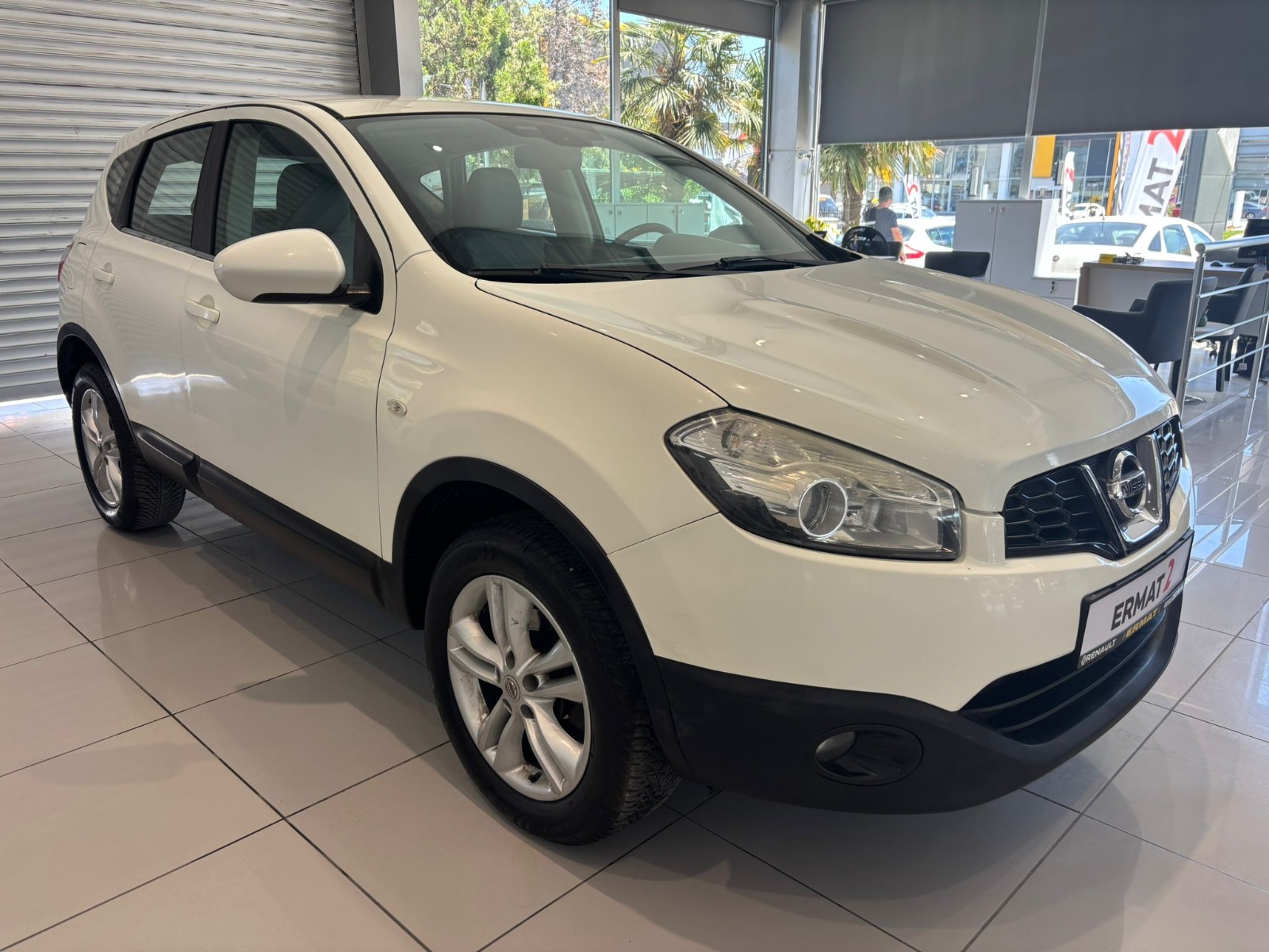2011 Dizel Manuel Nissan Qashqai Beyaz Ermat Motorlu Araçlar ve Tarım Ürünleri Sanayi Ticaret A.Ş.