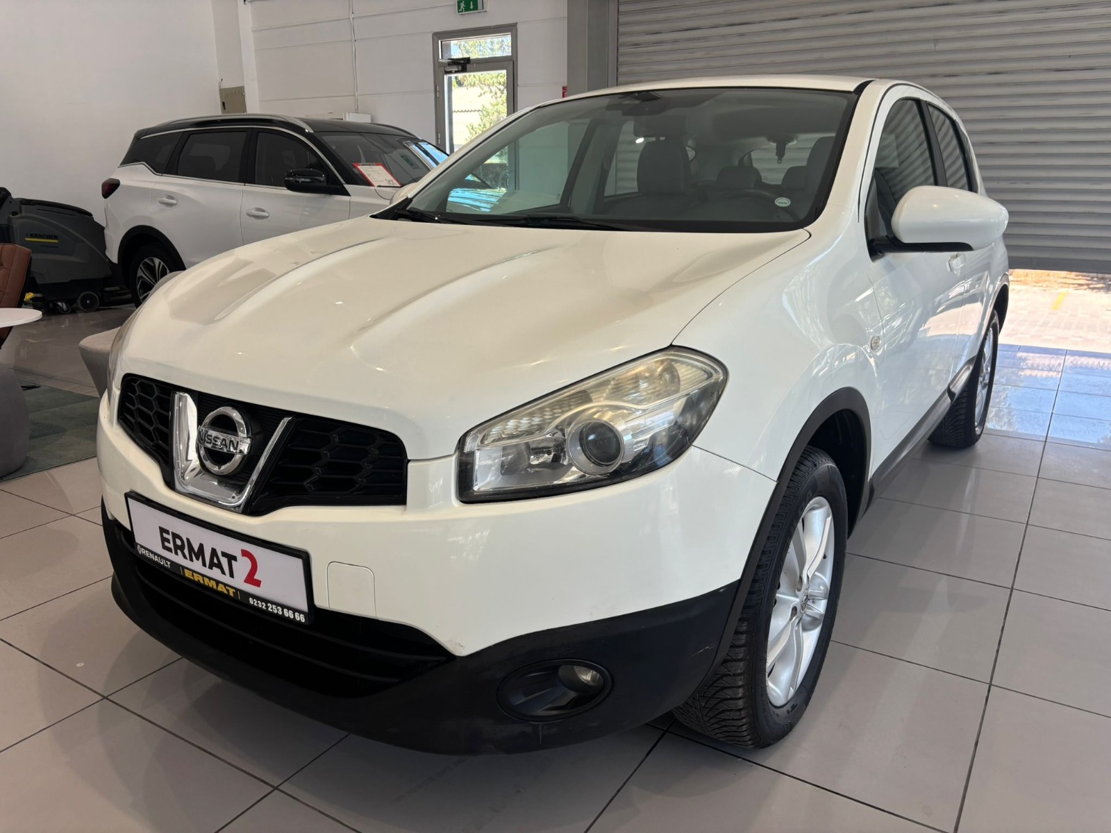 2011 Dizel Manuel Nissan Qashqai Beyaz Ermat Motorlu Araçlar ve Tarım Ürünleri Sanayi Ticaret A.Ş.