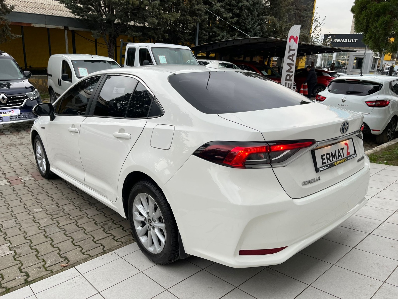 2021 Hybrid Otomatik Toyota Corolla Beyaz Ermat Motorlu Araçlar ve Tarım Ürünleri Sanayi Ticaret A.Ş.