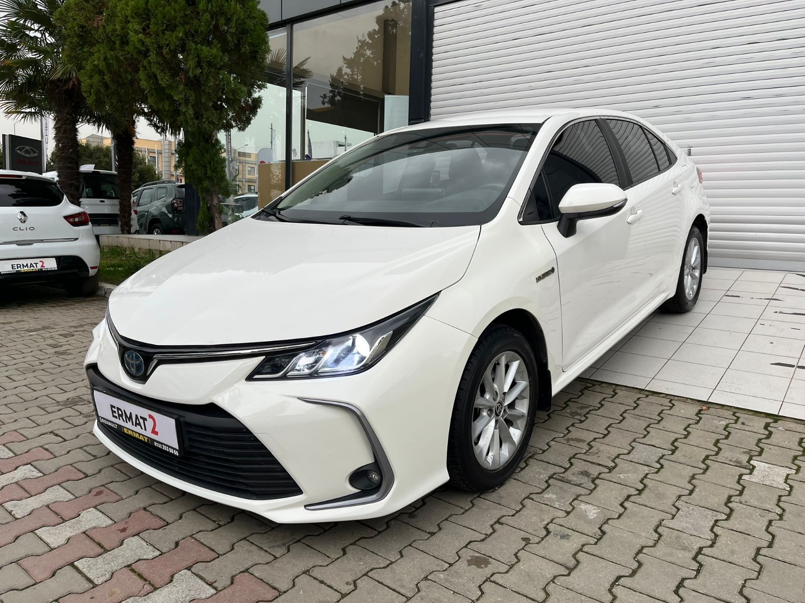 2021 Hybrid Otomatik Toyota Corolla Beyaz Ermat Motorlu Araçlar ve Tarım Ürünleri Sanayi Ticaret A.Ş.