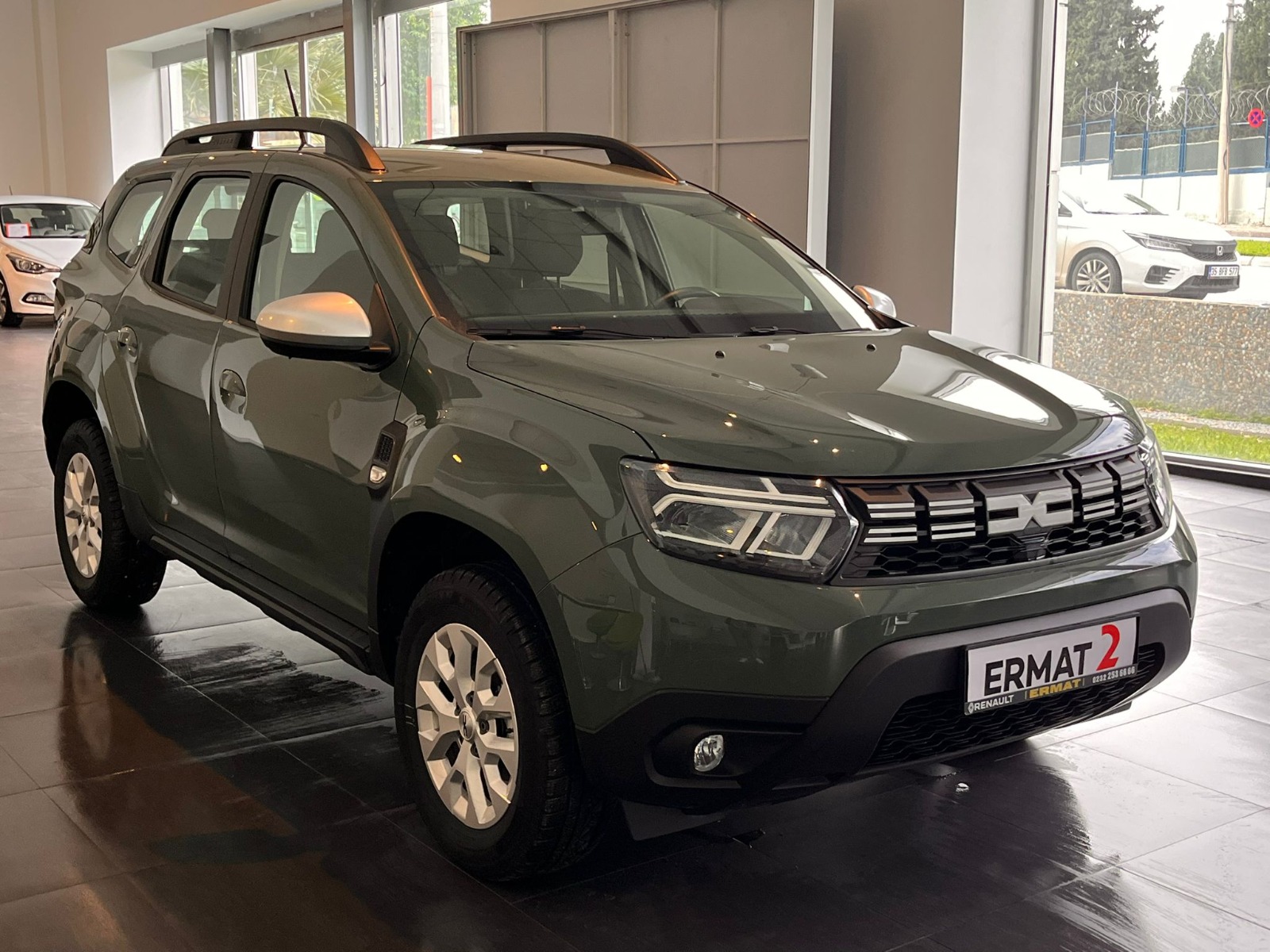 2024 Benzin Otomatik Dacia Duster Yeşil Ermat Motorlu Araçlar ve Tarım Ürünleri Sanayi Ticaret A.Ş.