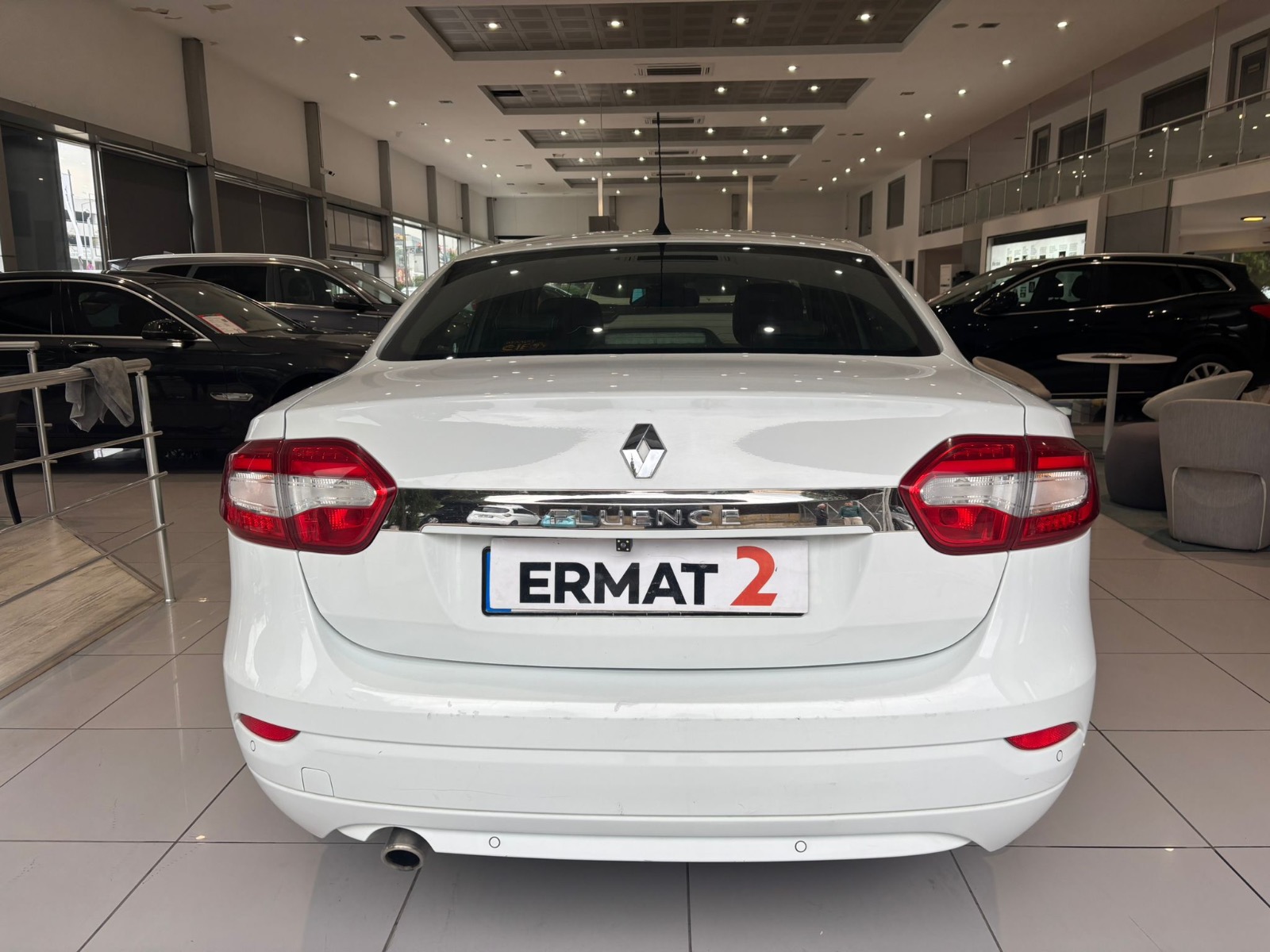 2015 Dizel Manuel Renault Fluence Beyaz Ermat Motorlu Araçlar ve Tarım Ürünleri Sanayi Ticaret A.Ş.