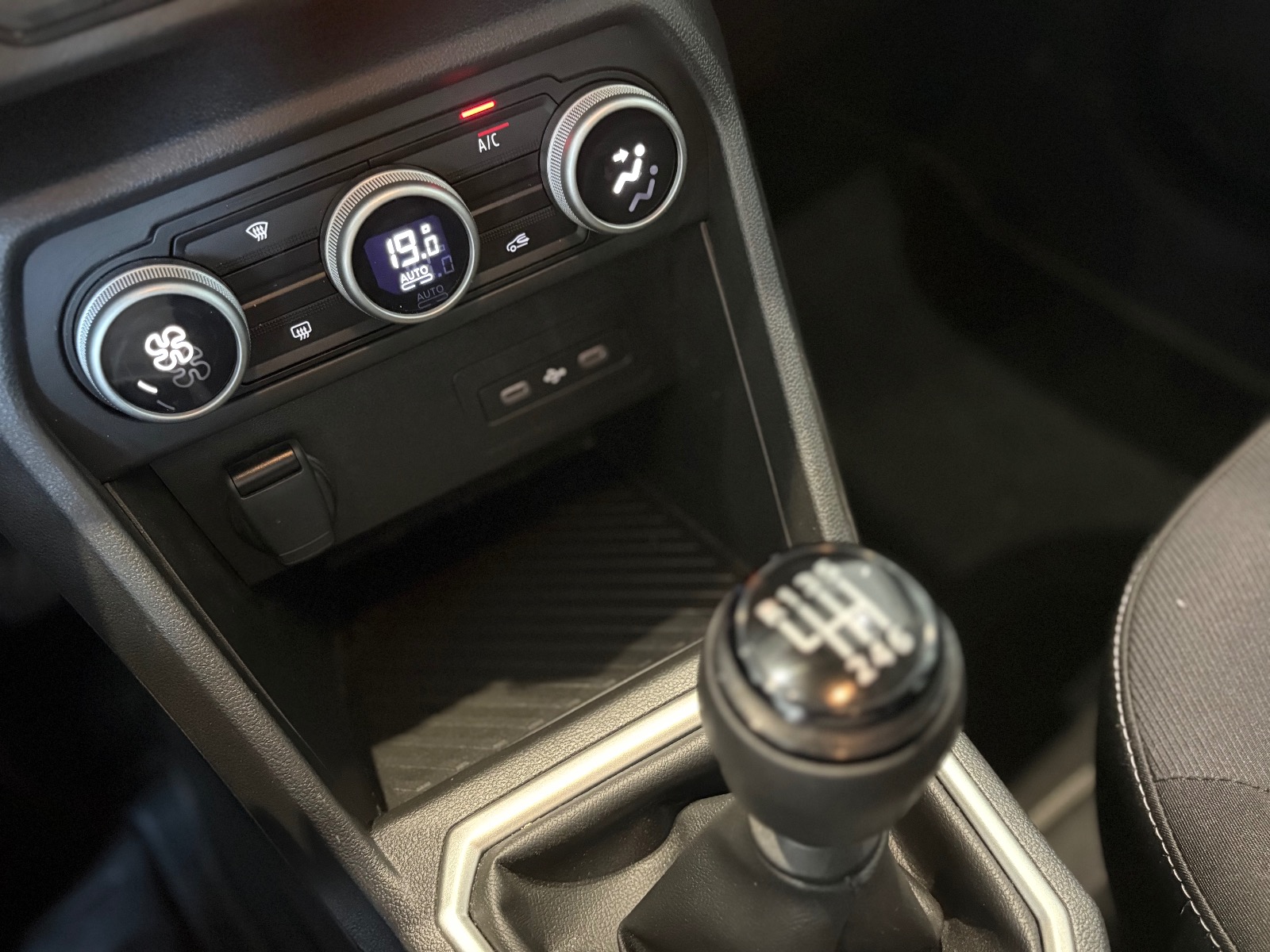2025 Benzin Manuel Dacia Sandero Kahverengi Ermat Motorlu Araçlar ve Tarım Ürünleri Sanayi Ticaret A.Ş.