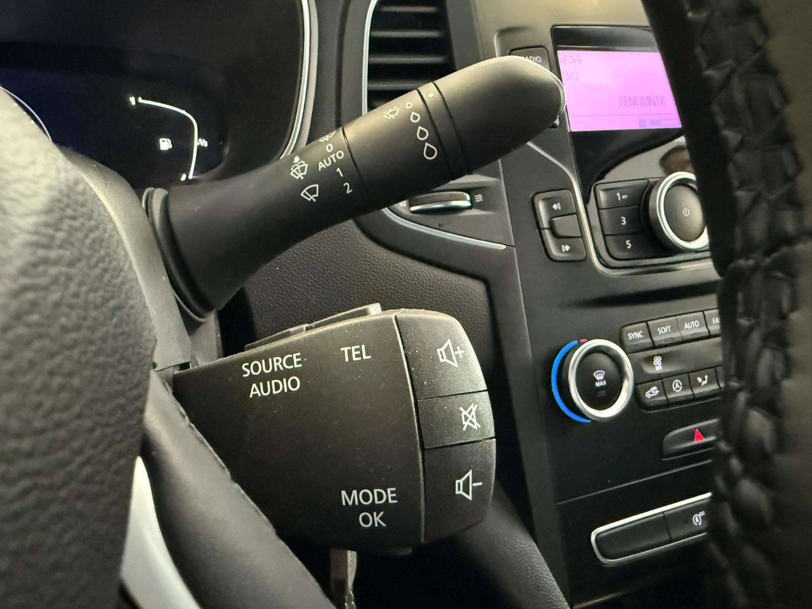 2024 Benzin Otomatik Renault Megane Gri Ermat Motorlu Araçlar ve Tarım Ürünleri Sanayi Ticaret A.Ş.