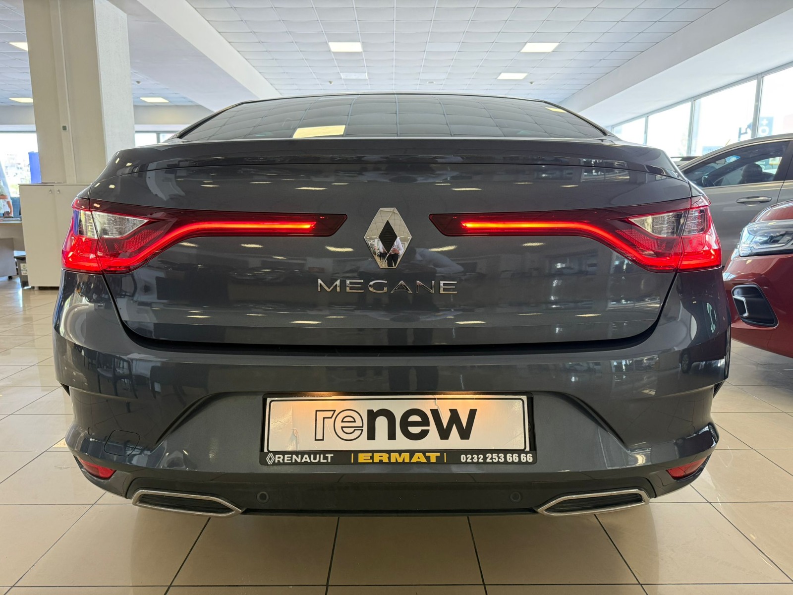 2024 Benzin Otomatik Renault Megane Gri Ermat Motorlu Araçlar ve Tarım Ürünleri Sanayi Ticaret A.Ş.