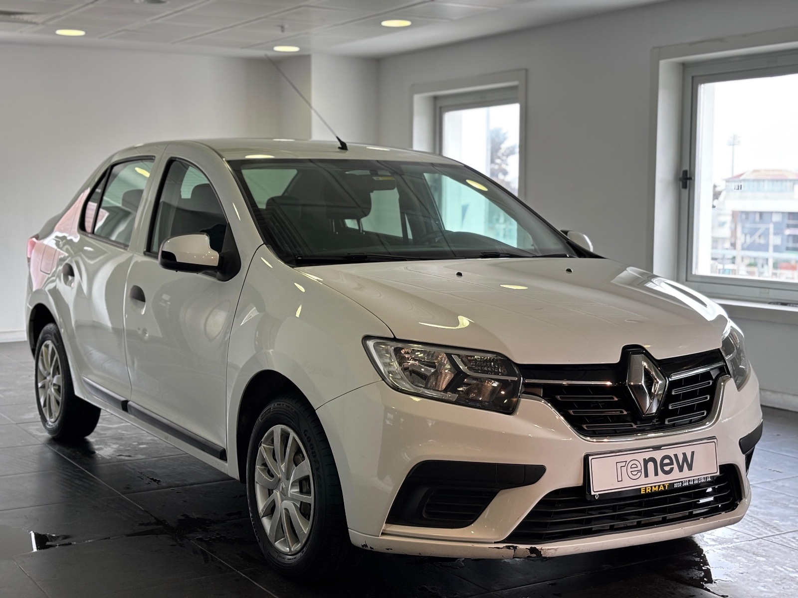 2019 Benzin Manuel Renault Symbol Beyaz Ermat Motorlu Araçlar ve Tarım Ürünleri Sanayi Ticaret A.Ş.