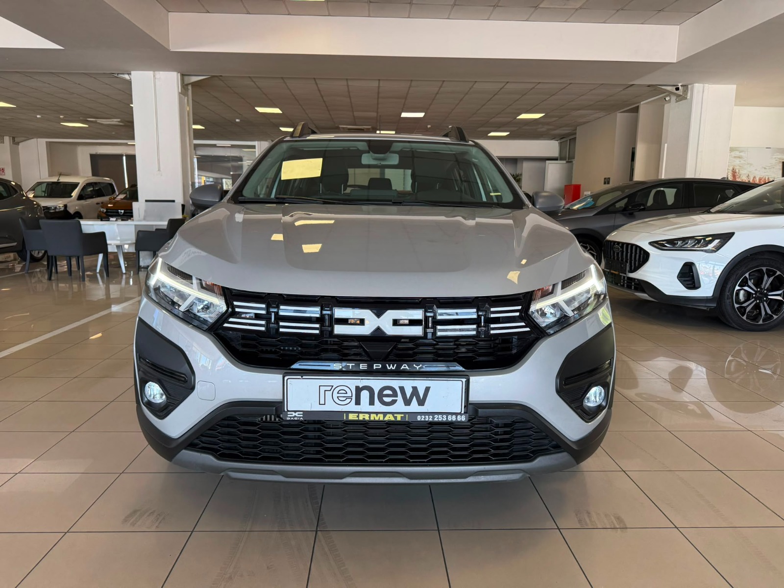 2023 Benzin Otomatik Dacia Sandero Stepway Gri Ermat Motorlu Araçlar ve Tarım Ürünleri Sanayi Ticaret A.Ş.