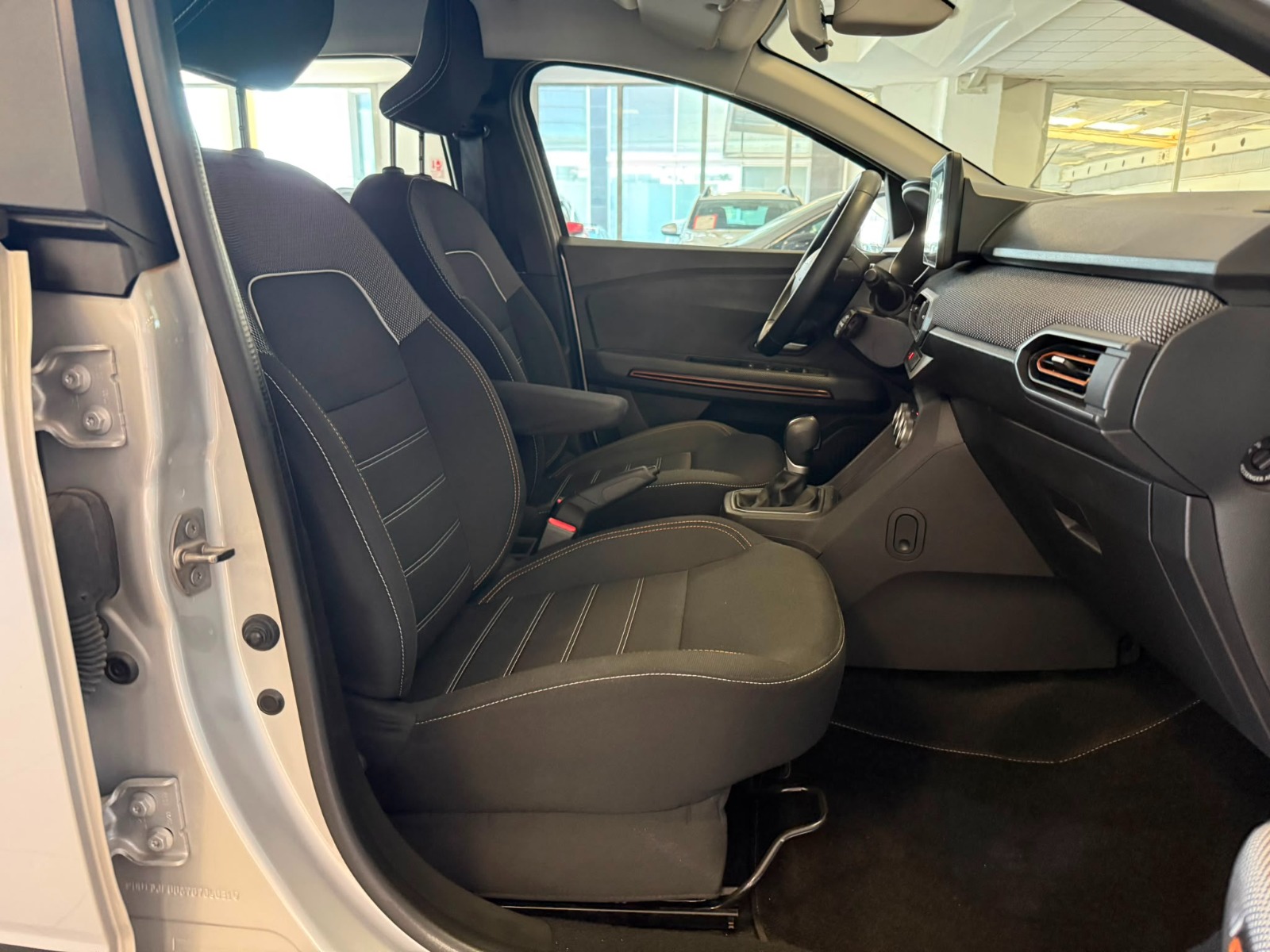 2023 Benzin Otomatik Dacia Sandero Stepway Gri Ermat Motorlu Araçlar ve Tarım Ürünleri Sanayi Ticaret A.Ş.