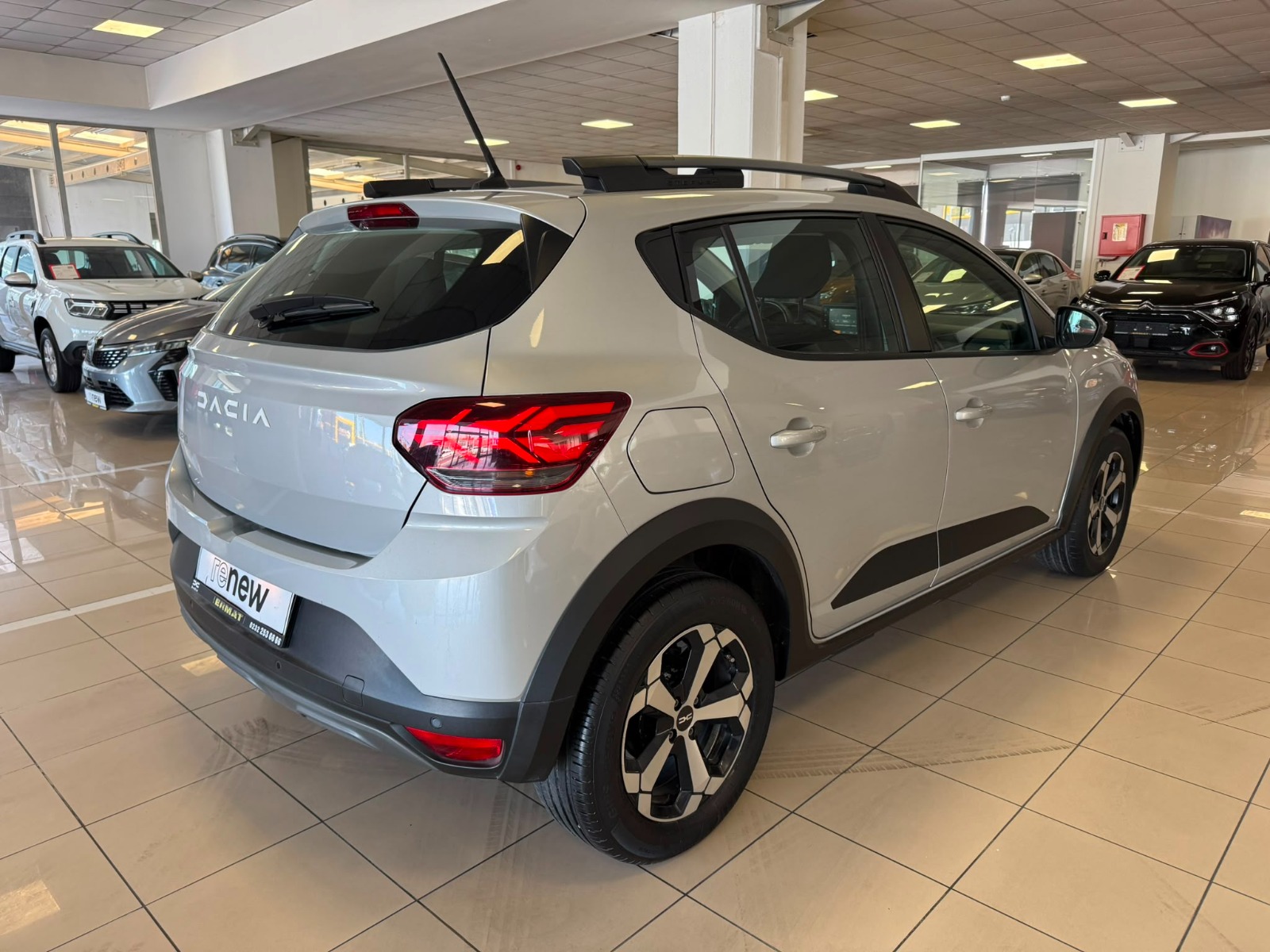 2023 Benzin Otomatik Dacia Sandero Stepway Gri Ermat Motorlu Araçlar ve Tarım Ürünleri Sanayi Ticaret A.Ş.