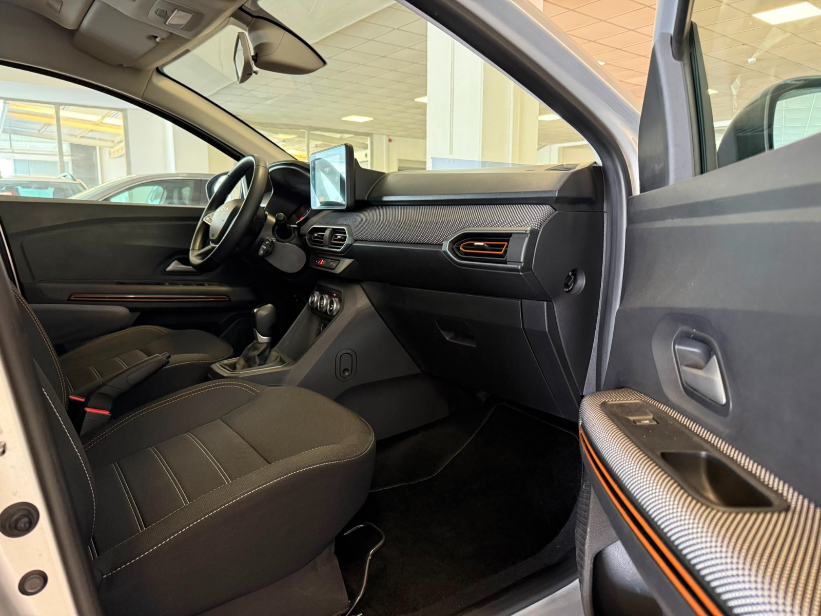 2023 Benzin Otomatik Dacia Sandero Stepway Gri Ermat Motorlu Araçlar ve Tarım Ürünleri Sanayi Ticaret A.Ş.