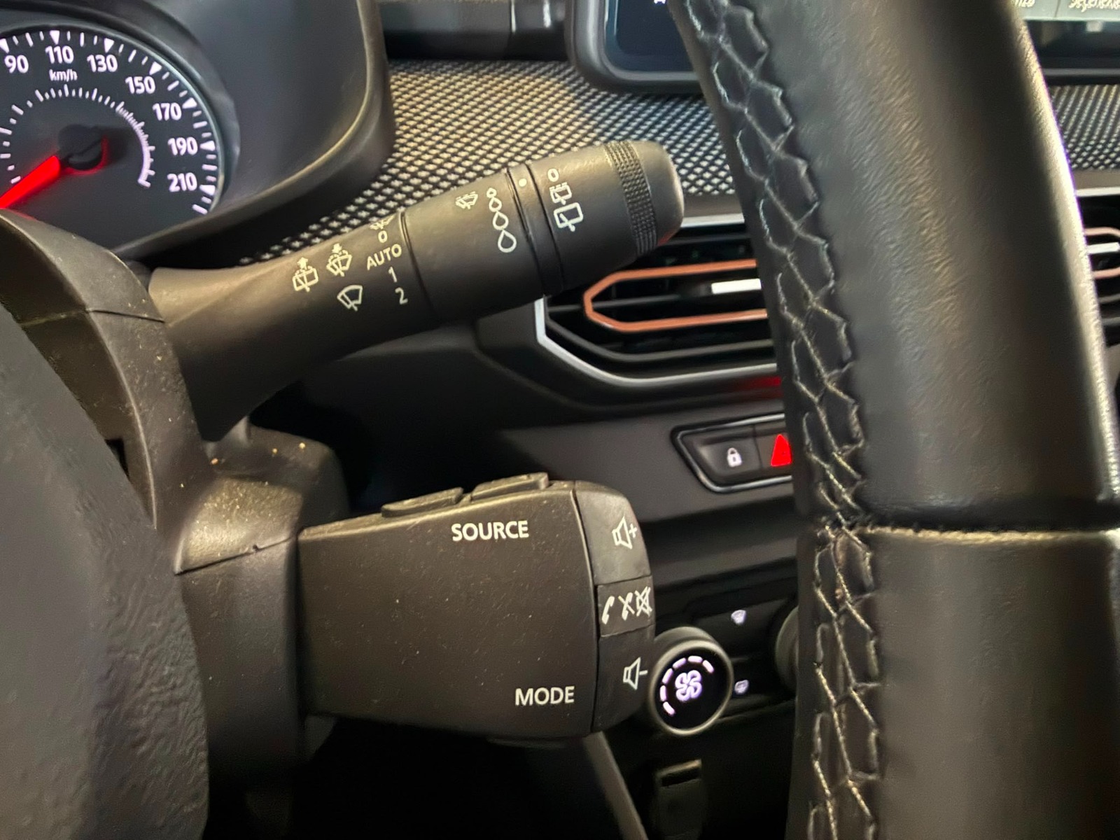 2023 Benzin Otomatik Dacia Sandero Stepway Gri Ermat Motorlu Araçlar ve Tarım Ürünleri Sanayi Ticaret A.Ş.