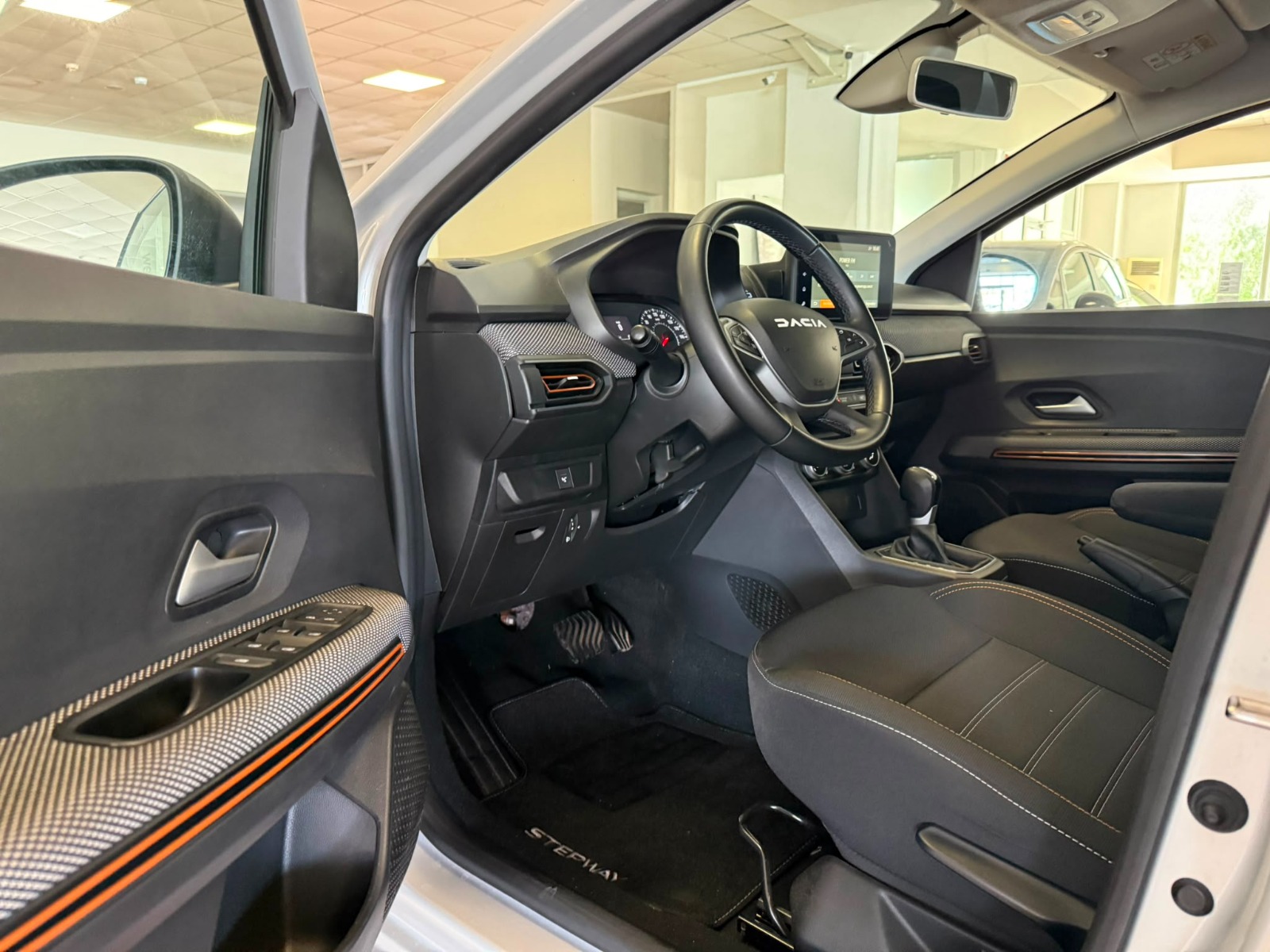 2023 Benzin Otomatik Dacia Sandero Stepway Gri Ermat Motorlu Araçlar ve Tarım Ürünleri Sanayi Ticaret A.Ş.