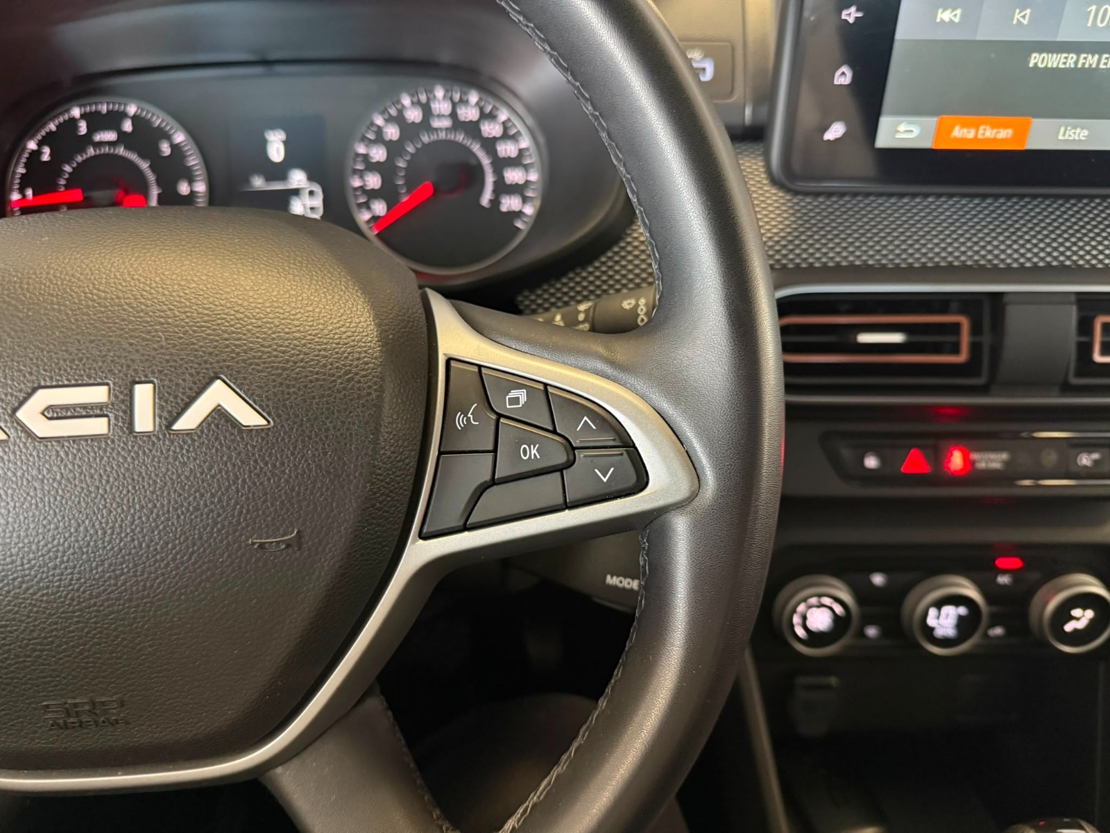 2023 Benzin Otomatik Dacia Sandero Stepway Gri Ermat Motorlu Araçlar ve Tarım Ürünleri Sanayi Ticaret A.Ş.