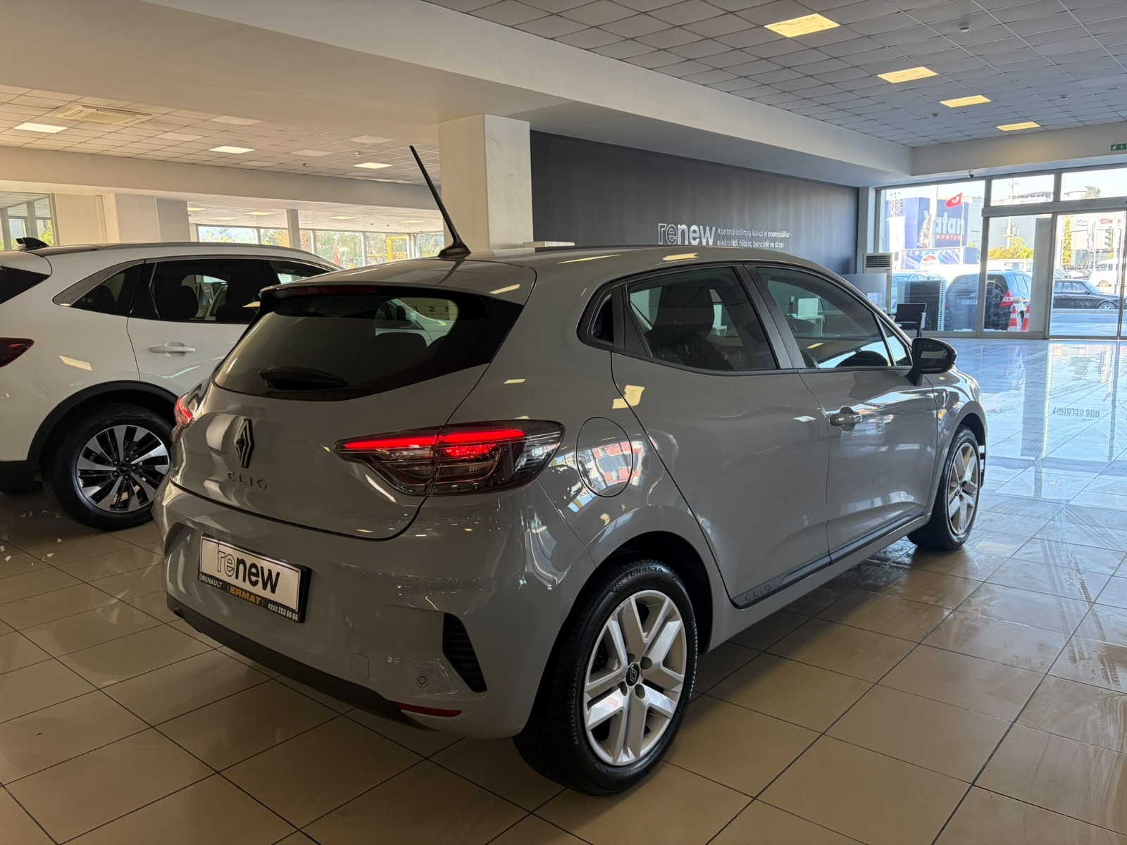 2026 Benzin Otomatik Renault Clio Gri Ermat Motorlu Araçlar ve Tarım Ürünleri Sanayi Ticaret A.Ş.