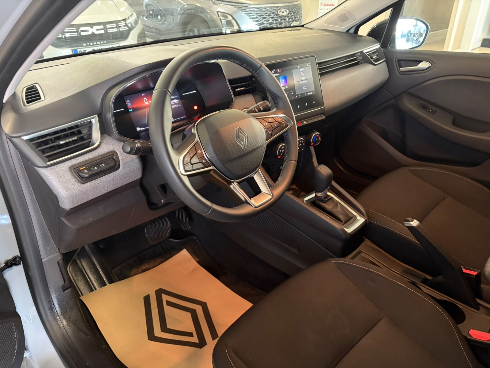 2026 Benzin Otomatik Renault Clio Gri Ermat Motorlu Araçlar ve Tarım Ürünleri Sanayi Ticaret A.Ş.