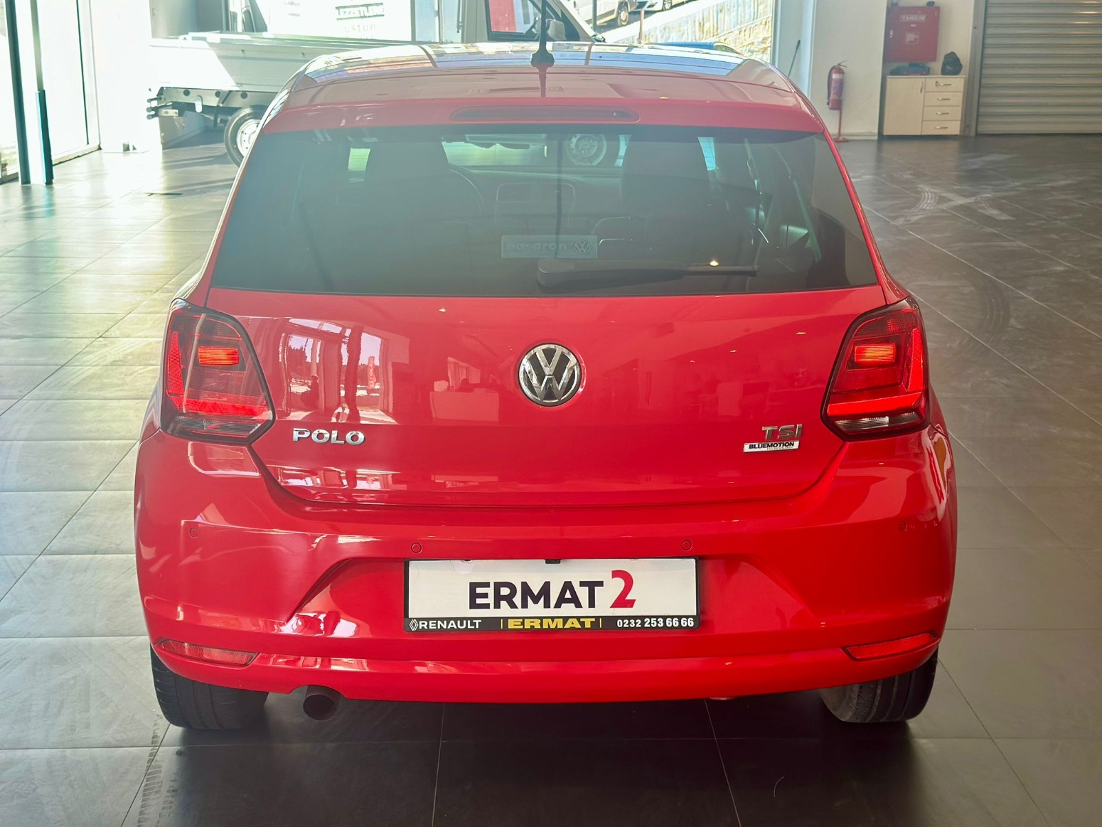 2016 Benzin Otomatik Volkswagen Polo Kırmızı Ermat Motorlu Araçlar ve Tarım Ürünleri Sanayi Ticaret A.Ş.